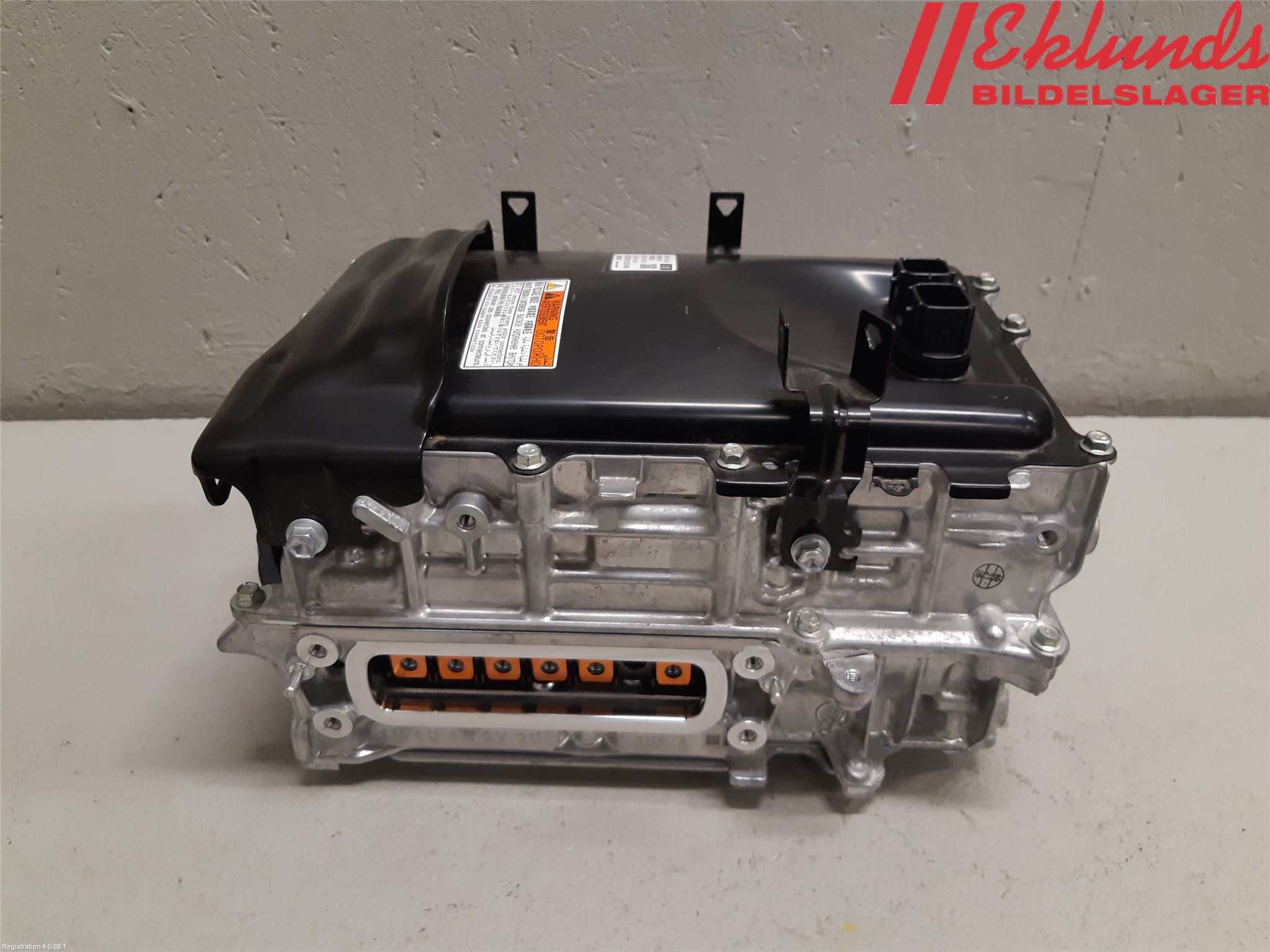Toyota YARIS XP21 20- Inverter Hybrid