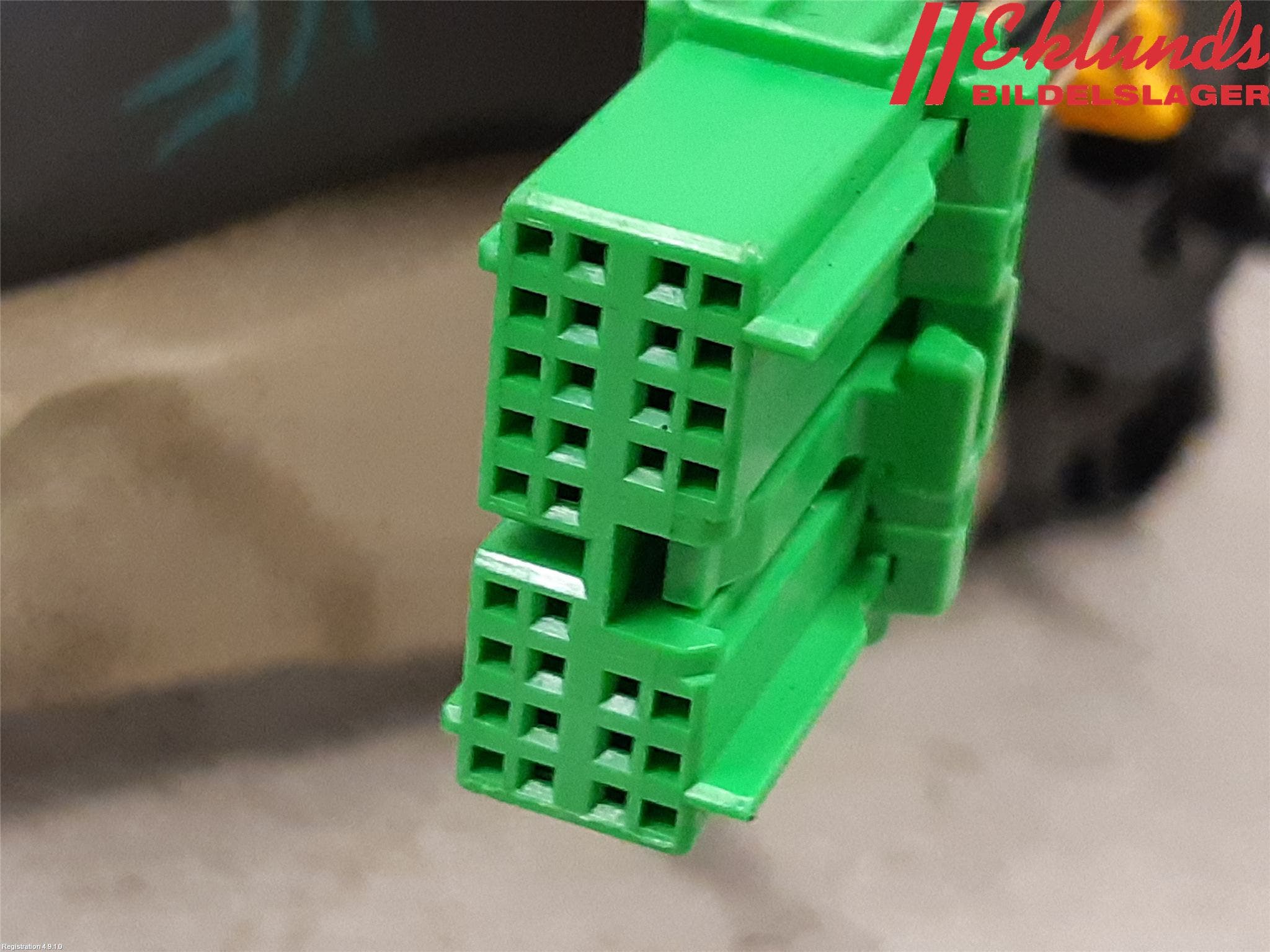 Volvo V70 08-13 Spegel Yttre El Vä