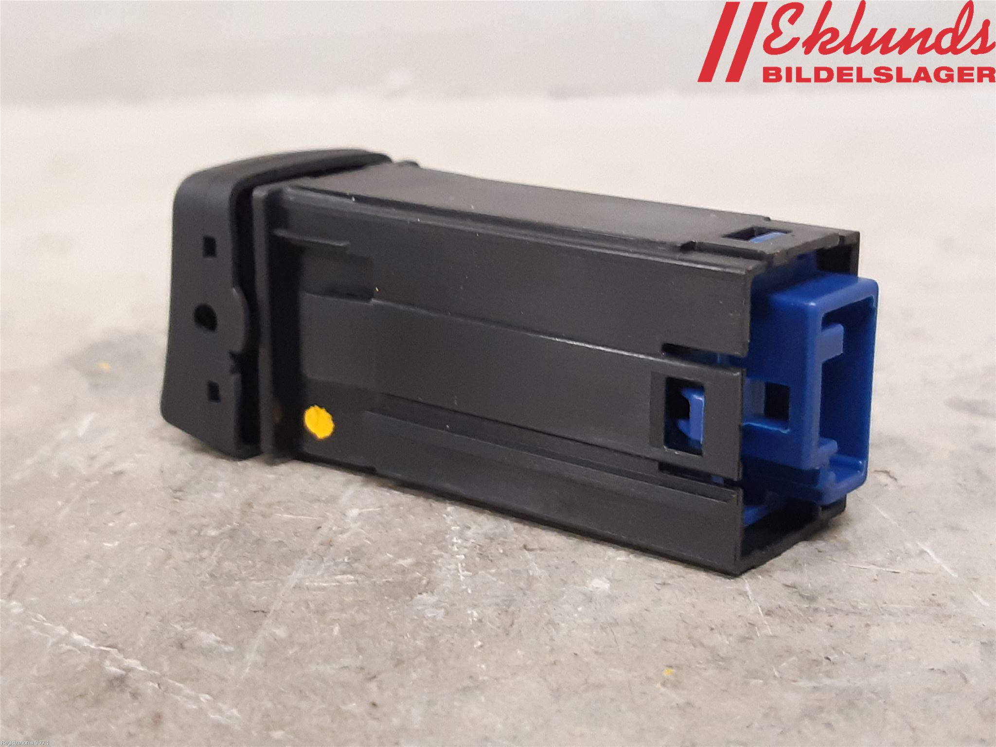 Toyota COROLLA 19- Strömställare Stolvärme