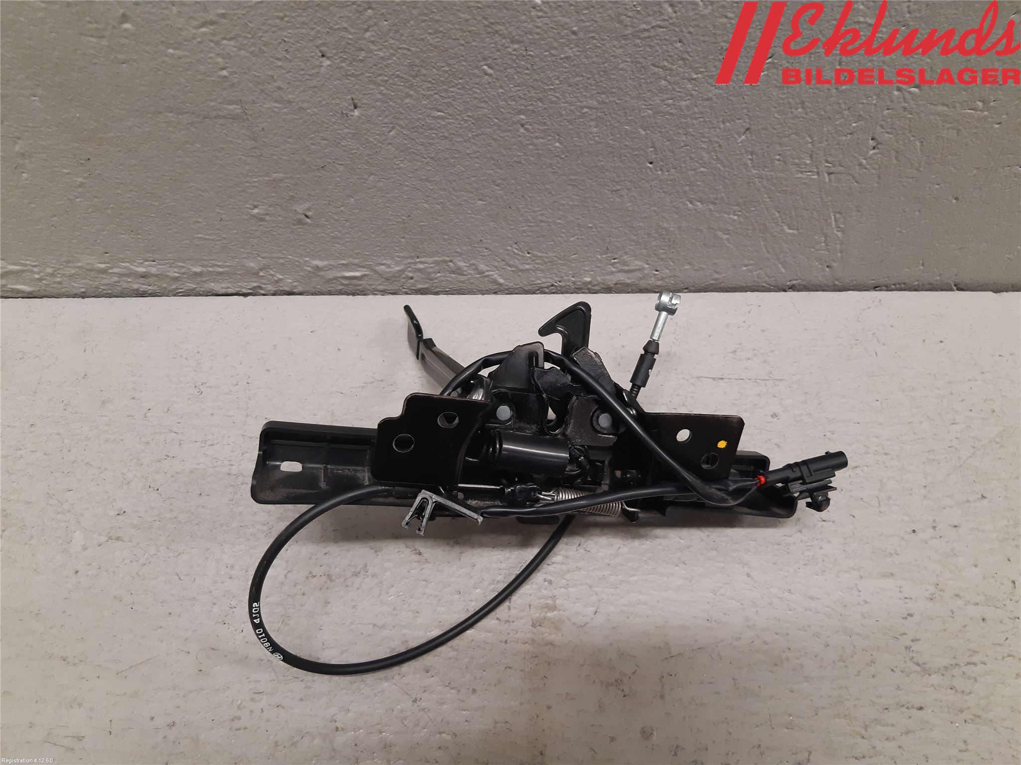 Hyundai TUCSON 05- Huvlås