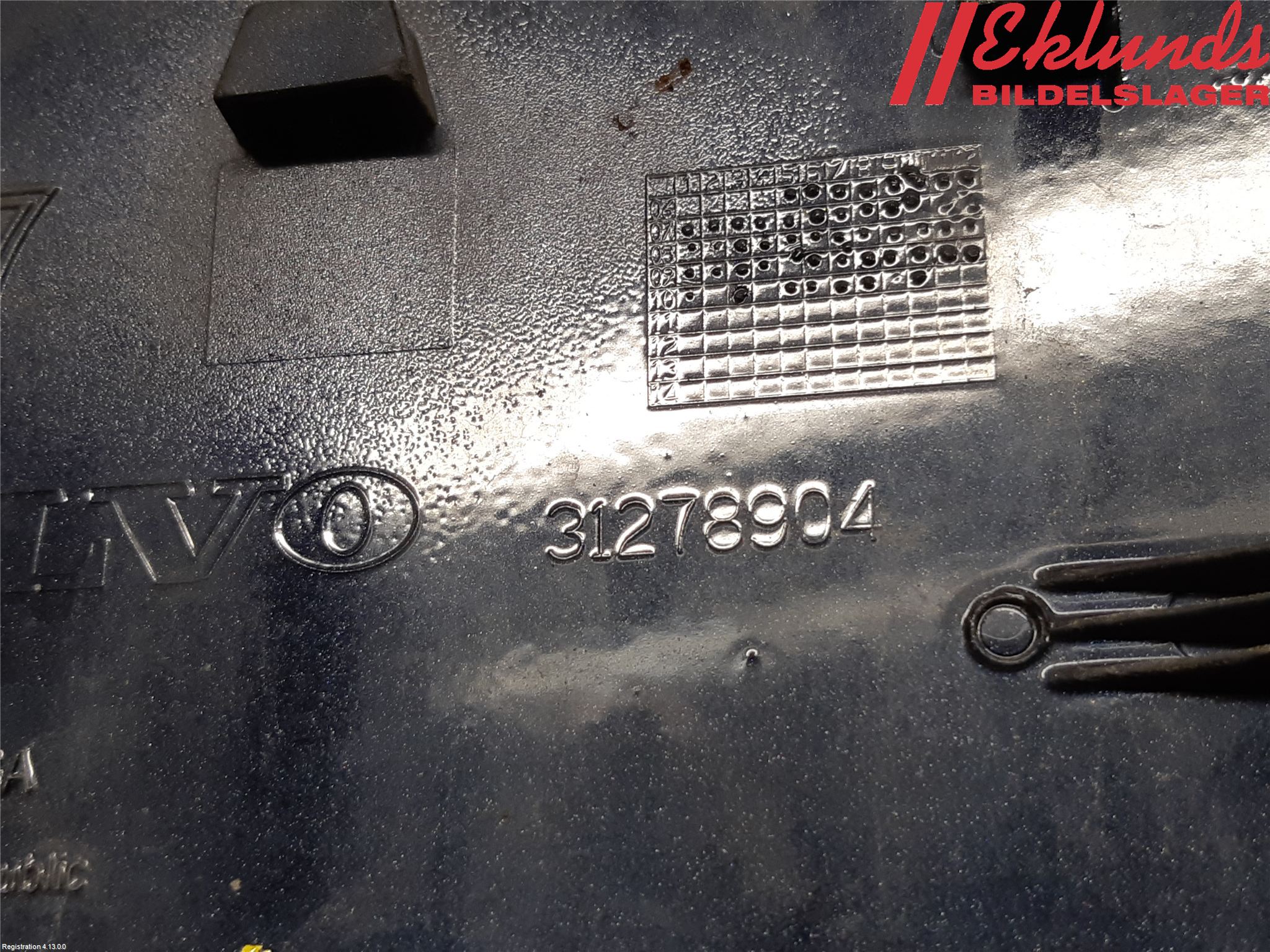 Volvo V70 08-13 Tanklucka