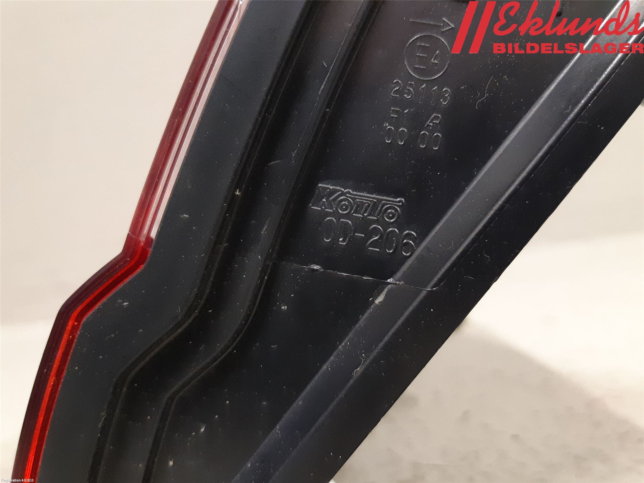 Toyota YARIS XP130 15-20 Bakljus Lucka Hö