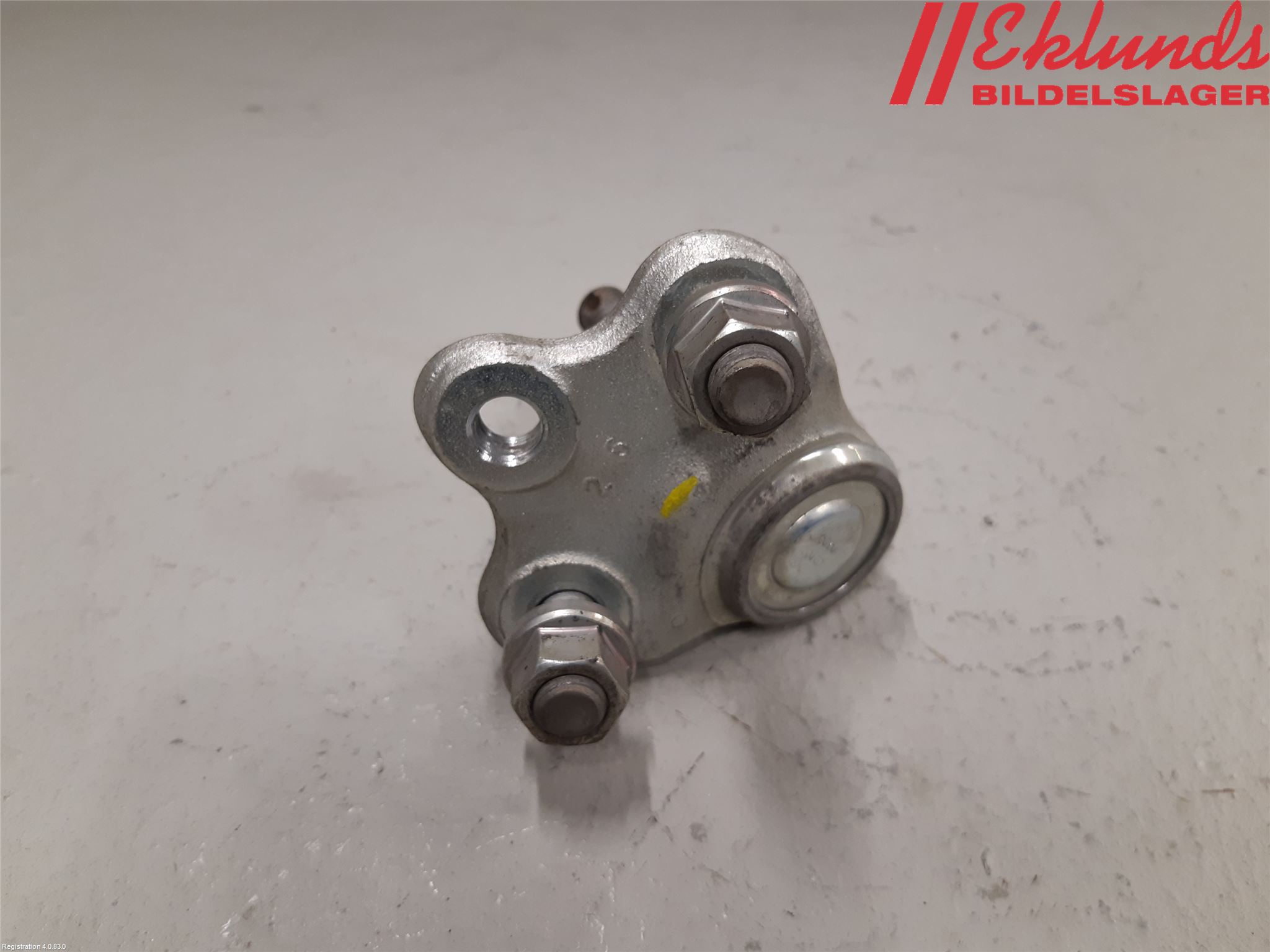 Toyota RAV4 19- Styrspindelled-Kulled