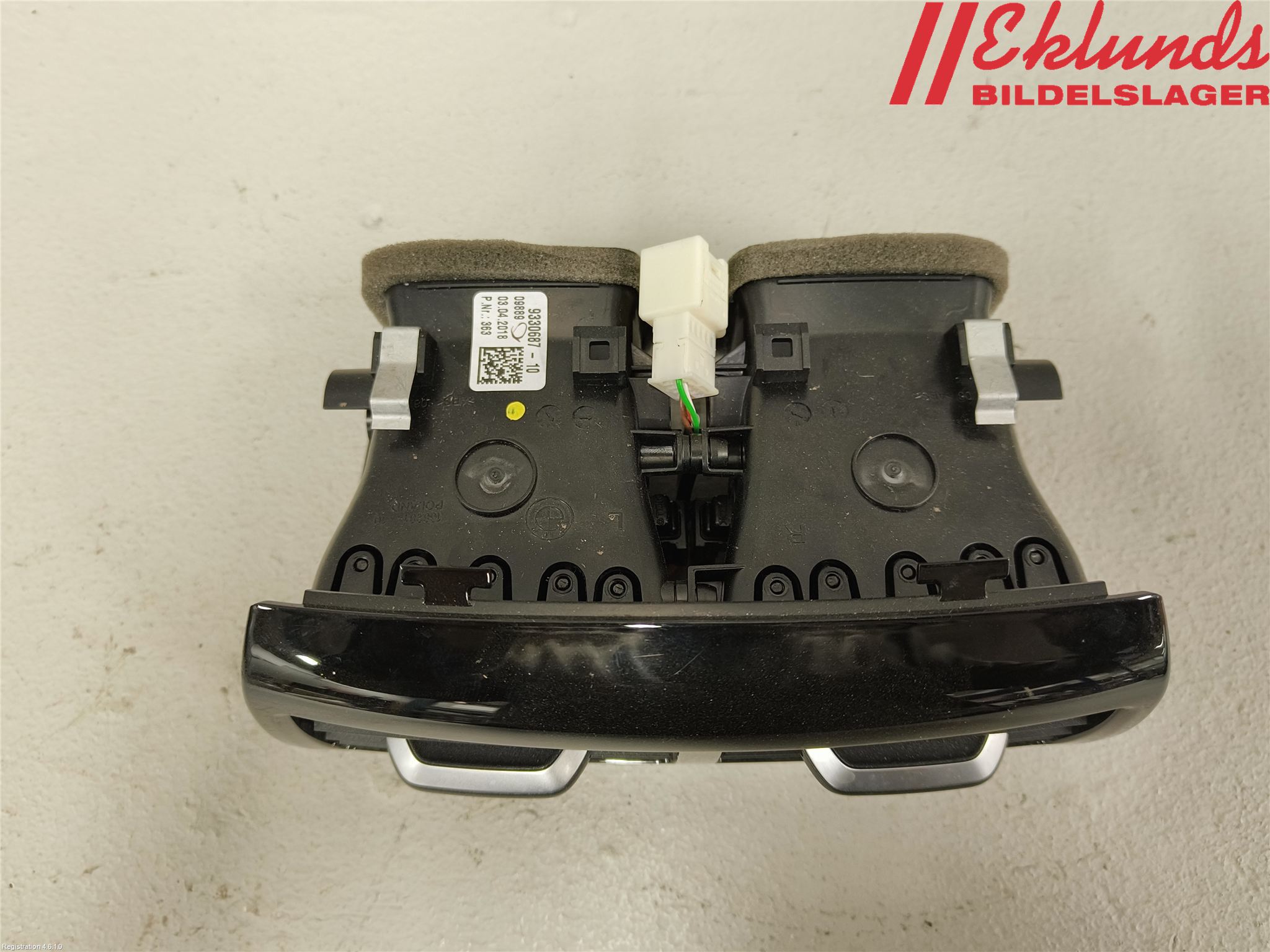 BMW 5 G30/G31/F90 17-23 Defrosterkanal-Munstycke