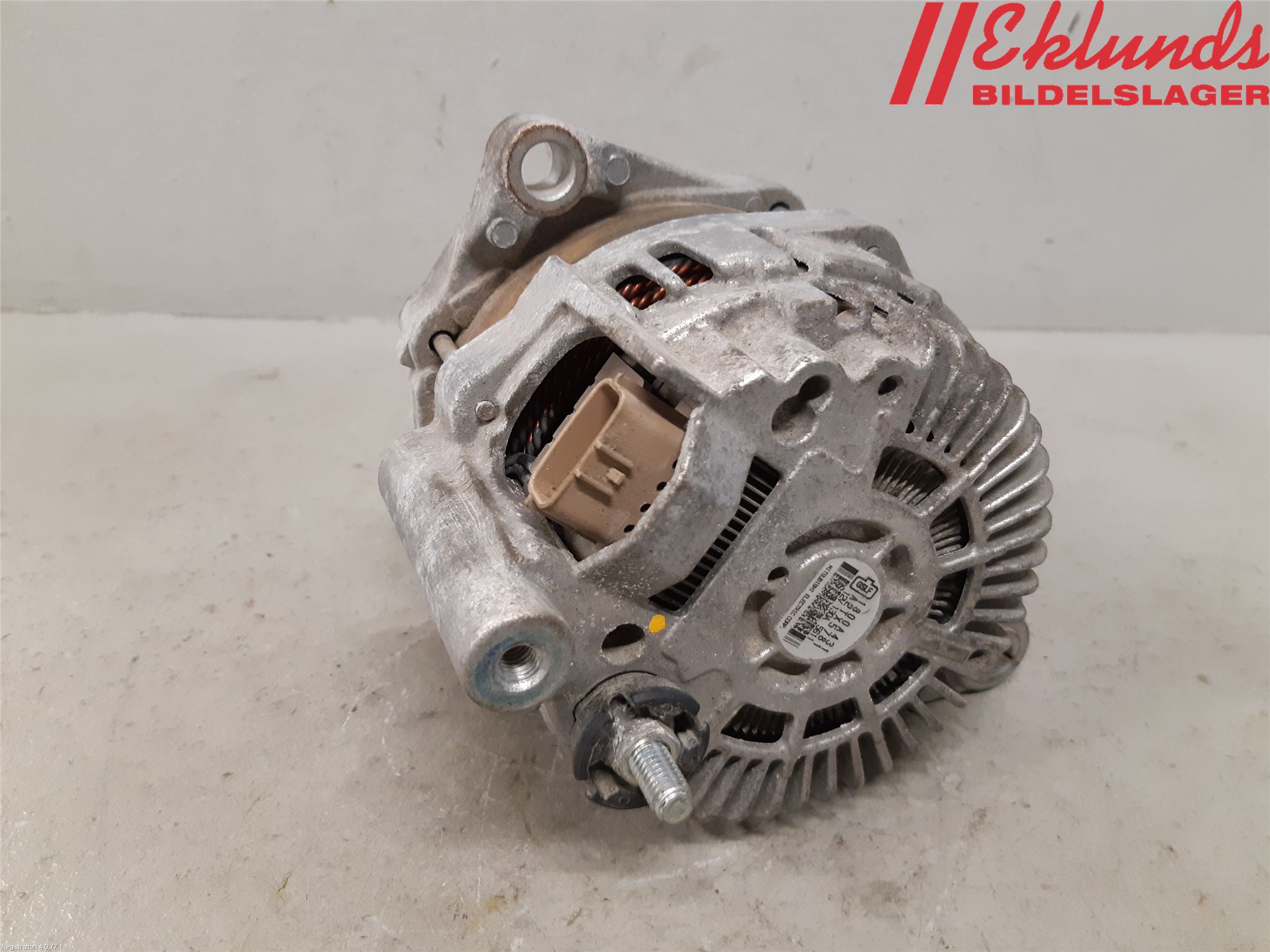 Mitsubishi OUTLANDER 13-21 Generator