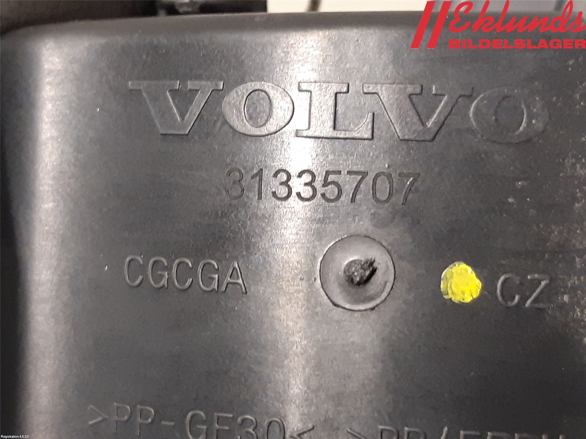 Volvo V60 14-18 Tanklucka