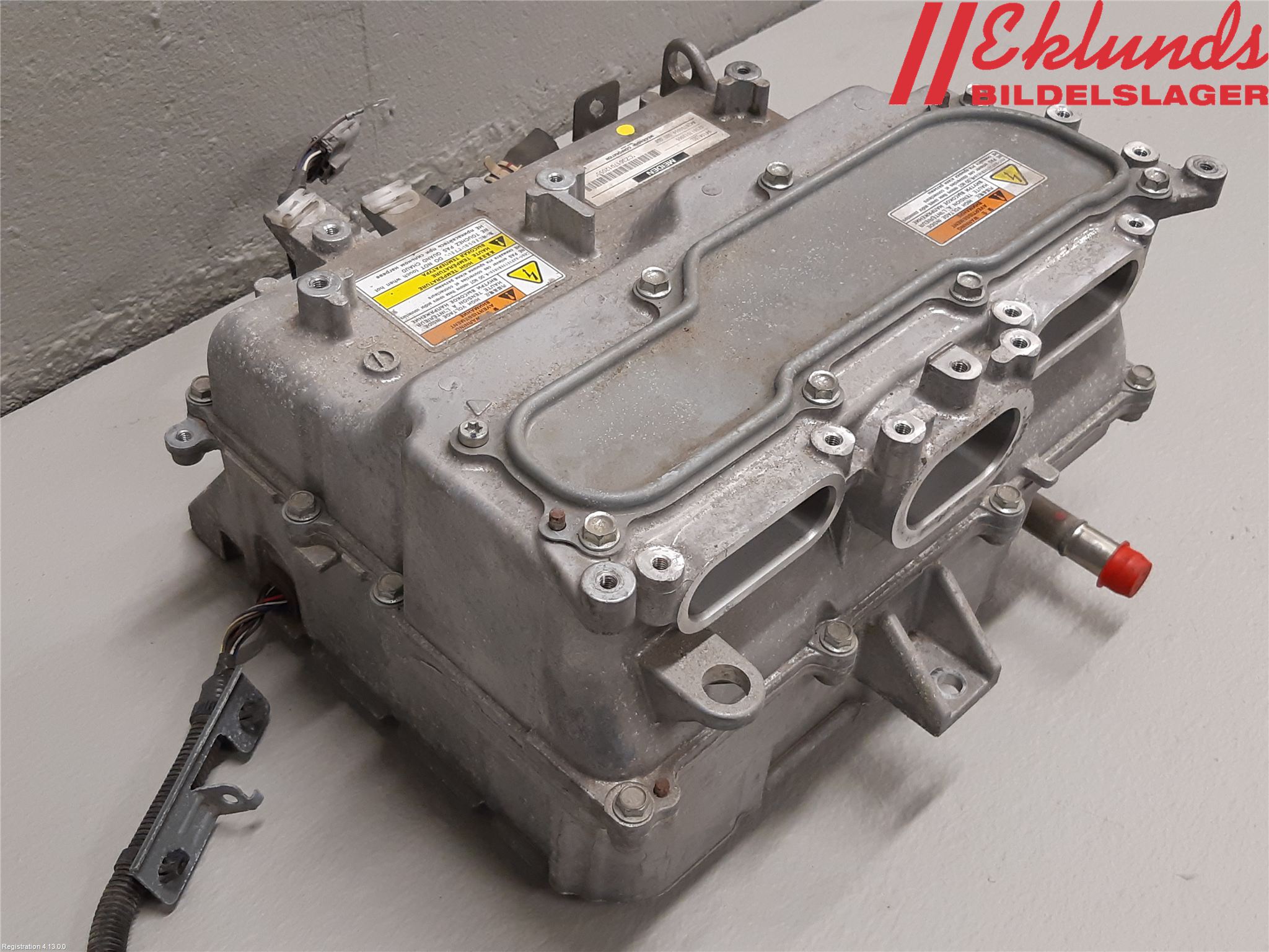 Mitsubishi OUTLANDER 13-21 Hybridconverter
