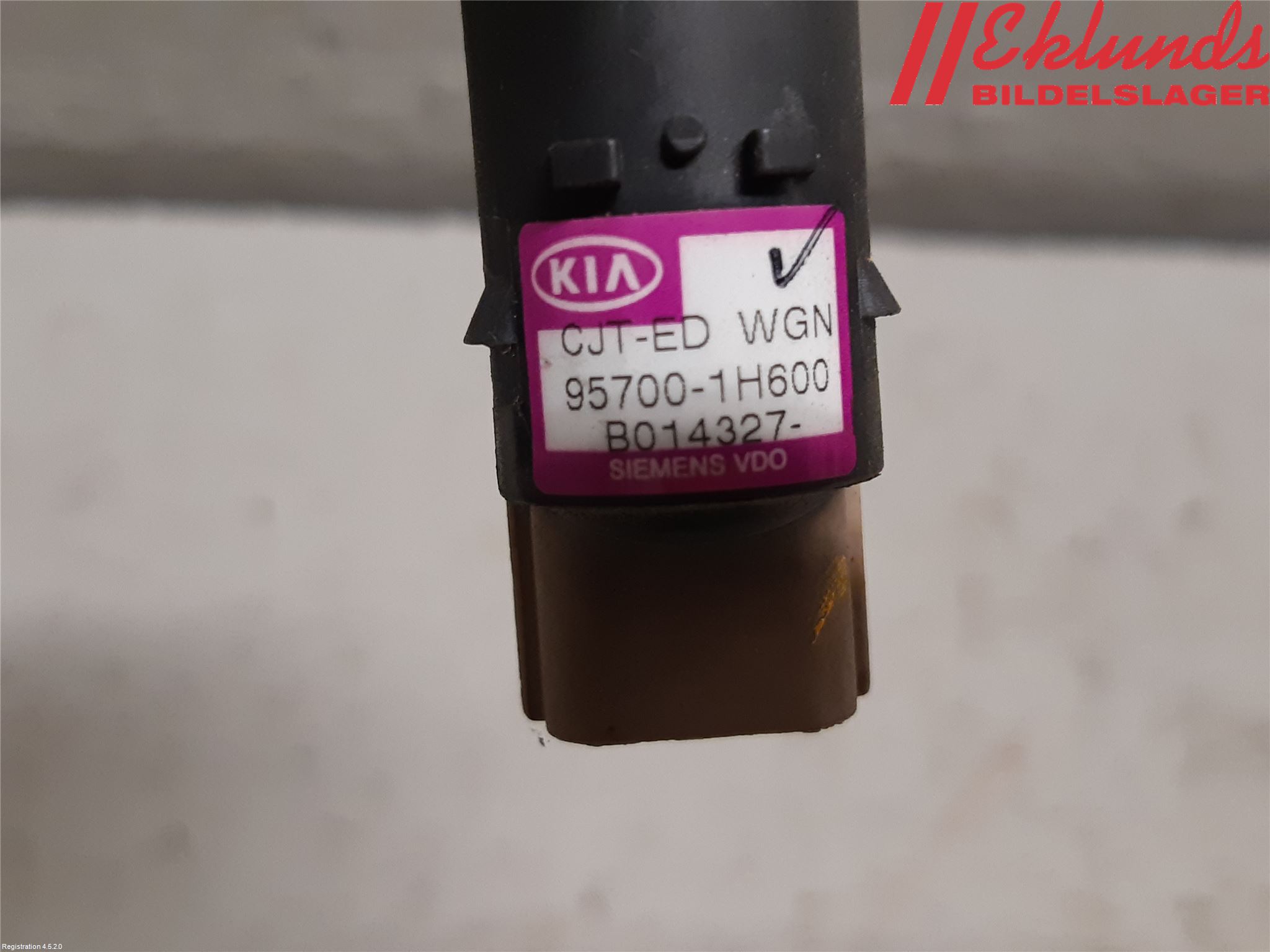 Kia CEED 06-12 Parkeringshjälp Backsensor