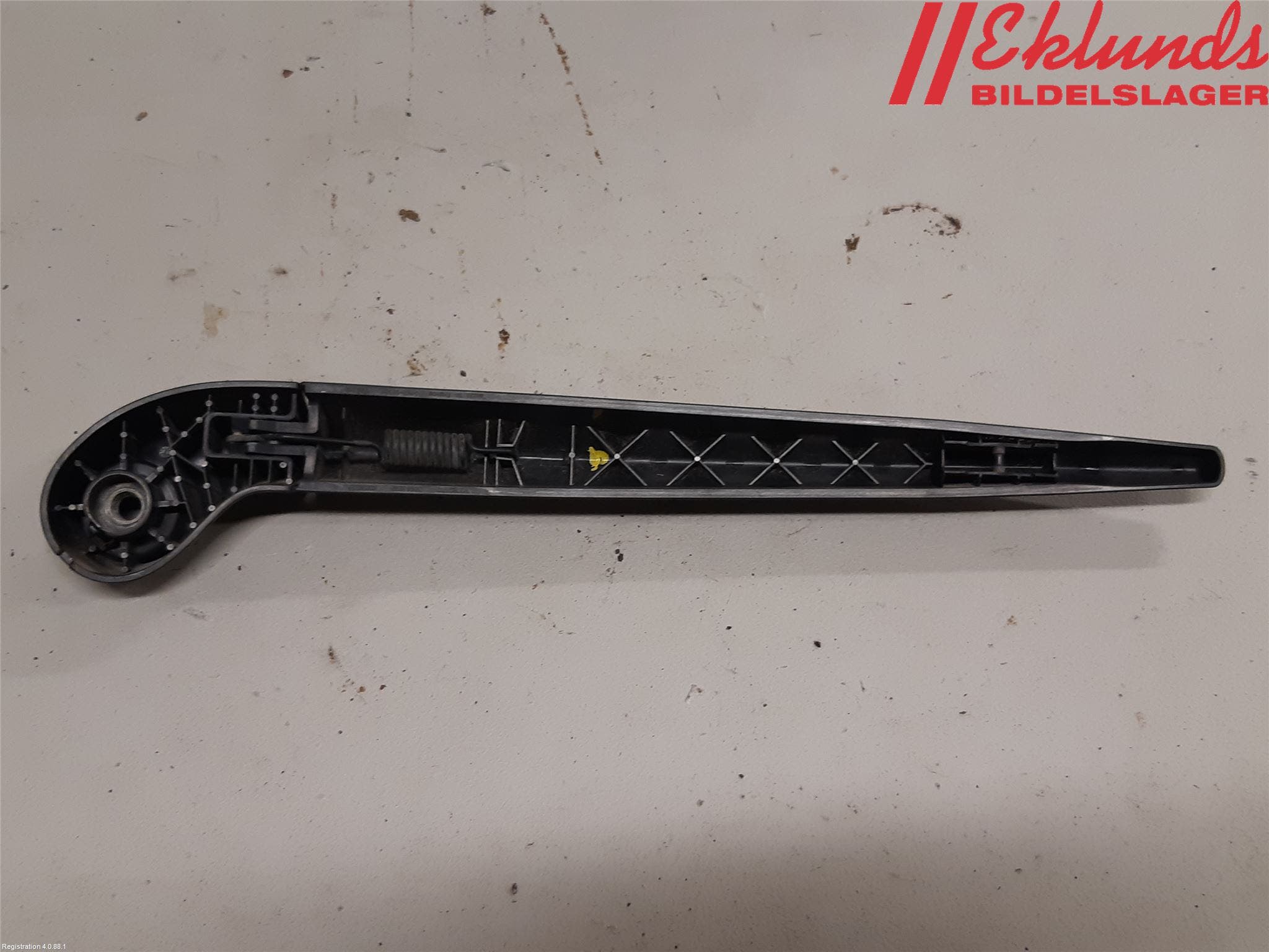 Volvo V70 08-13 Torkararm-Bakruta