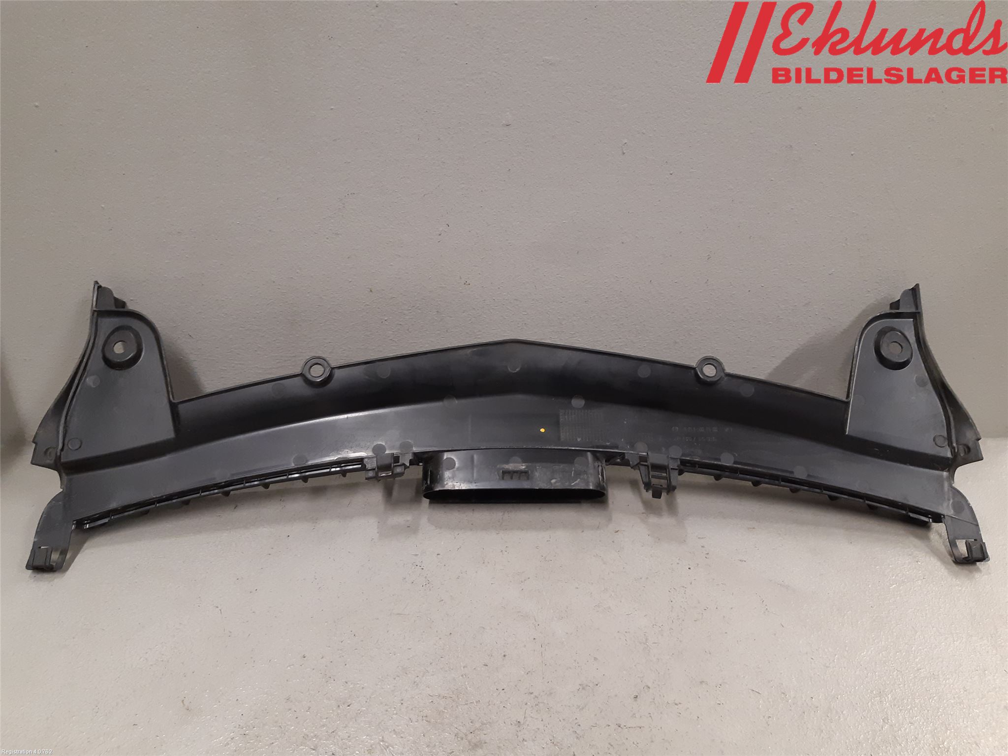 Mercedes-Benz MB E-KLASS (W213) 16-23 Deflektor Plåt-Plast Kylning