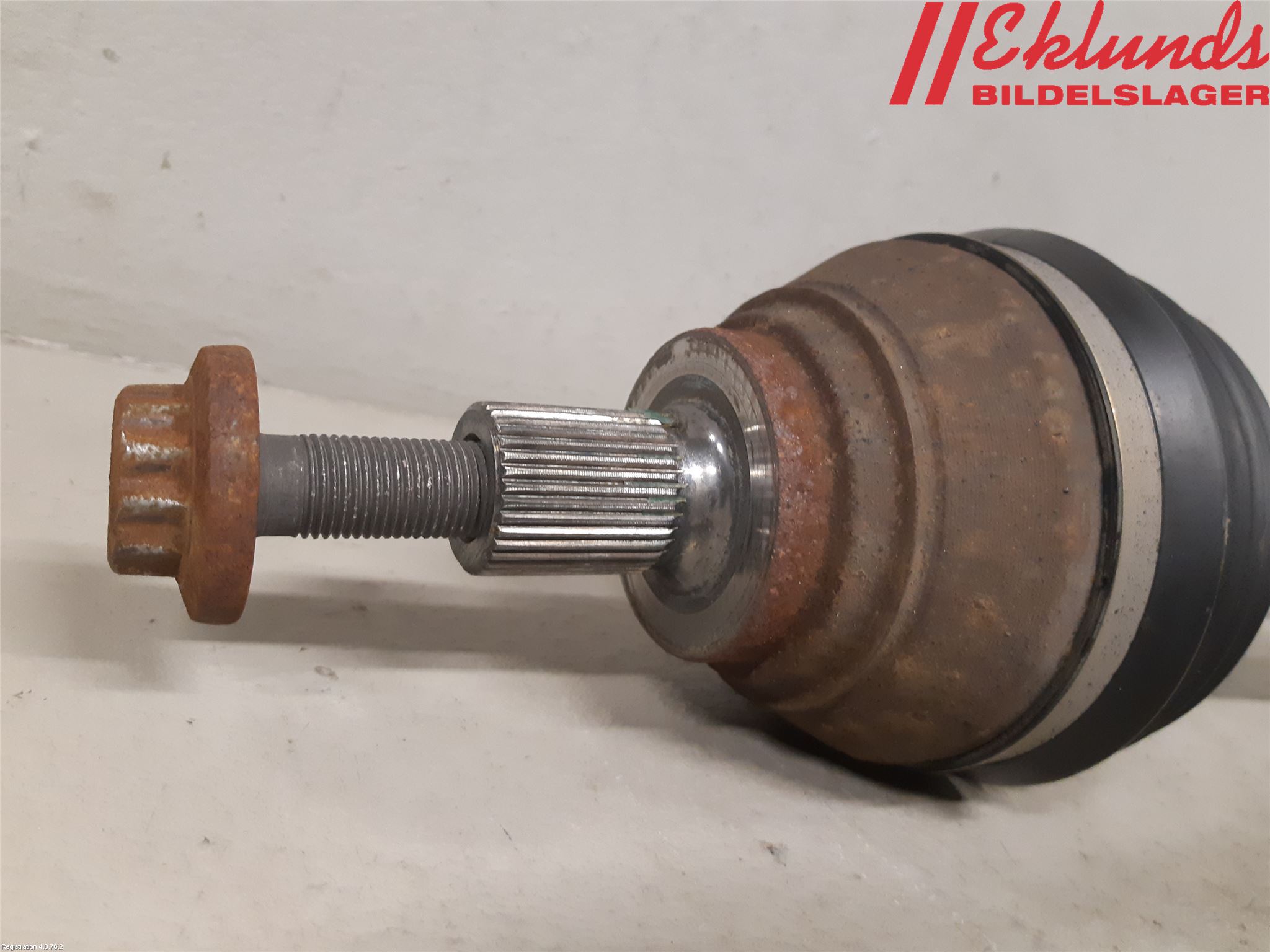 Audi Q3 8U 12-18 Drivaxel Fram Vänster