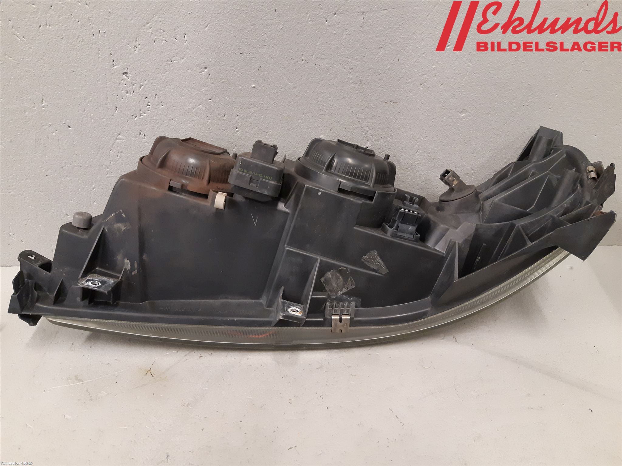 Volvo V70 00-04 Strålkastare Höger