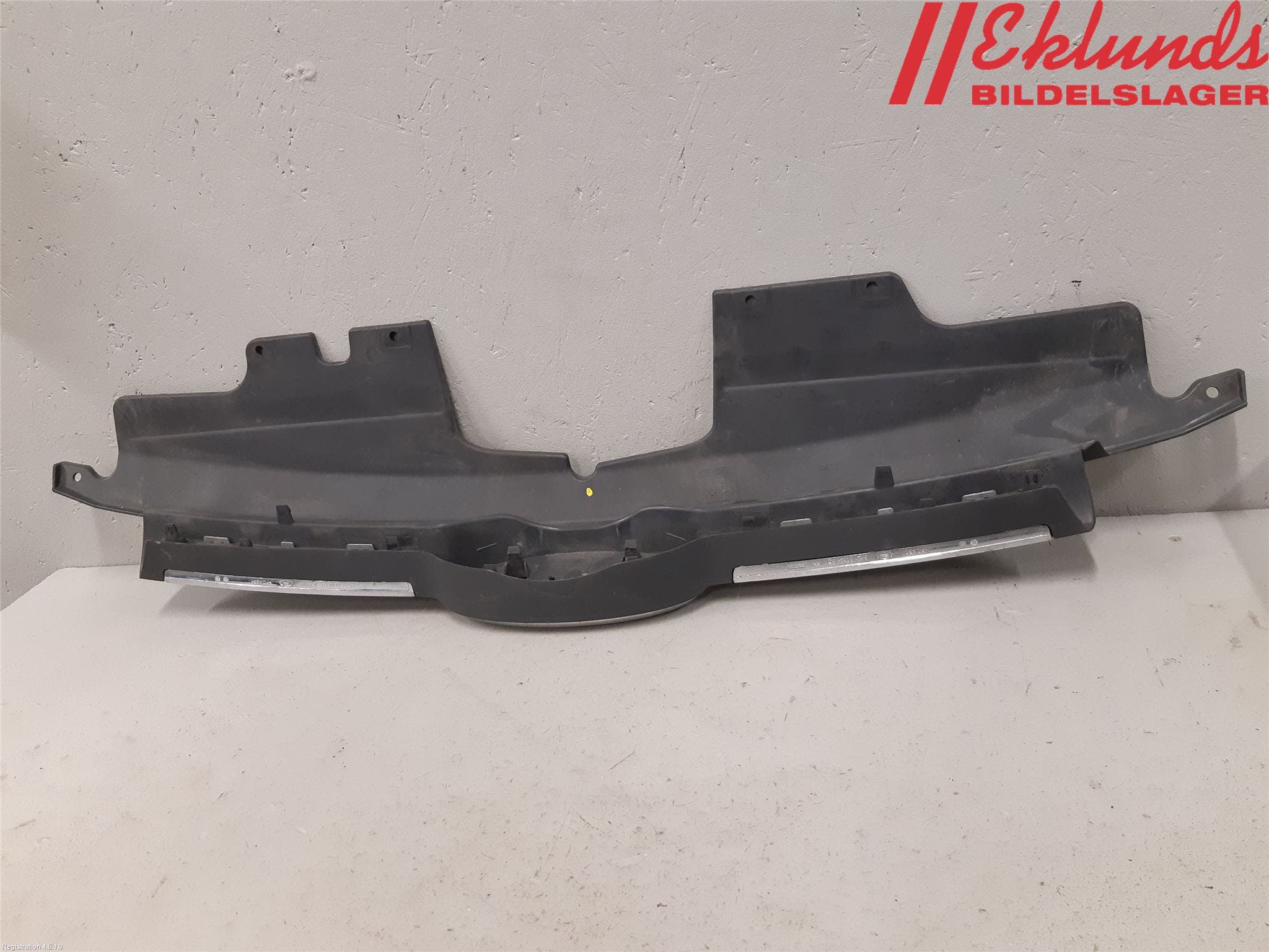 Ford TRANSIT/TOURNEO CUSTOM 13-24 Grill Komp