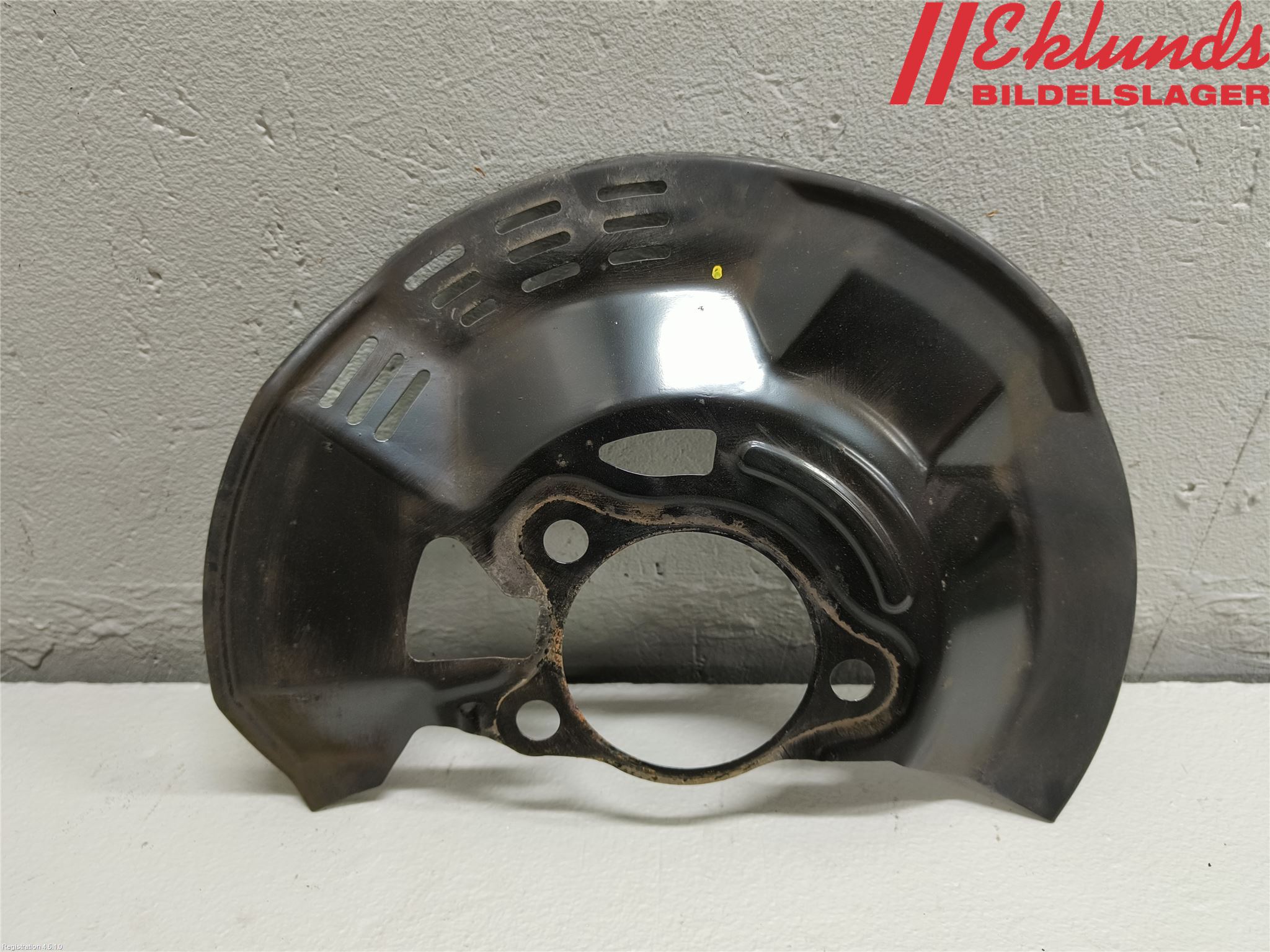 Toyota COROLLA 19- Bromssköld Fram