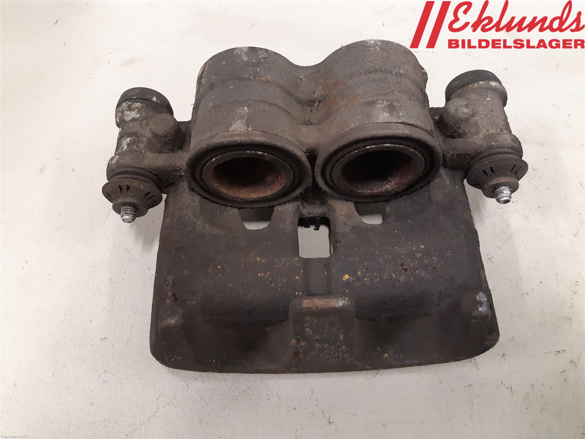 Iveco DAILY 14->> Bromsok Fram Vänster