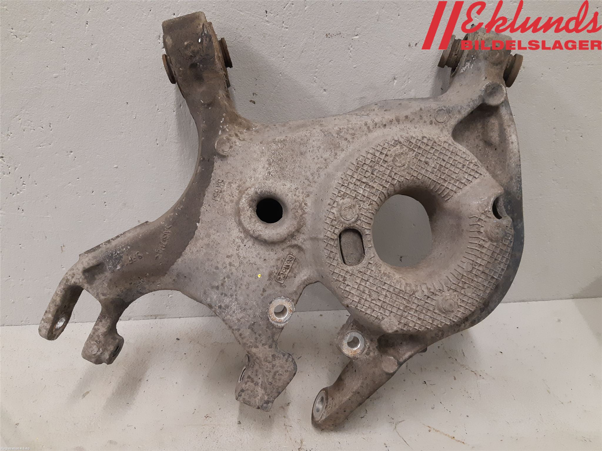 Ford MUSTANG VI 15-22 Bärarm Bak Höger