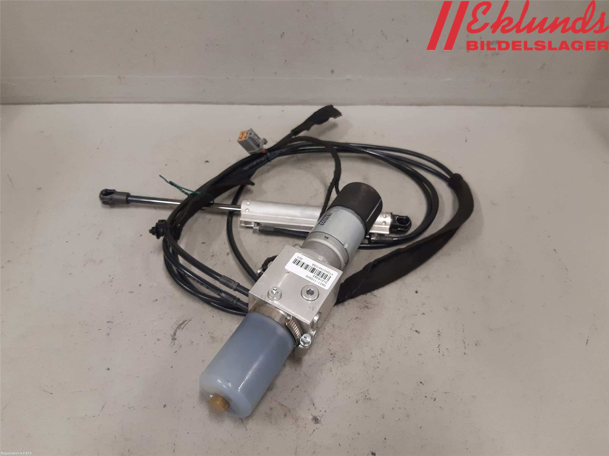 Volvo V70 08-13 Bakluckeöppnare Automatisk