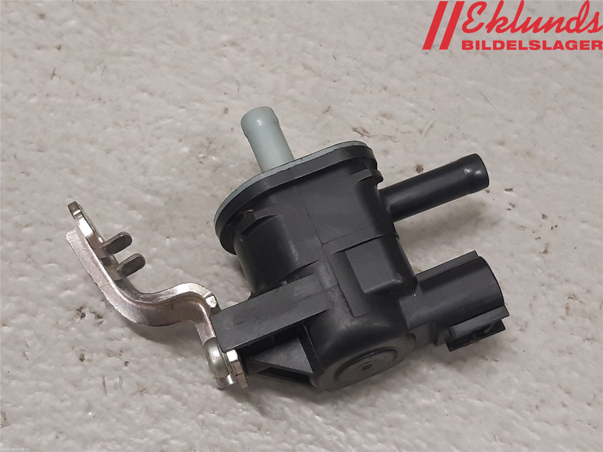 Toyota RAV4 19- Vakuumventil