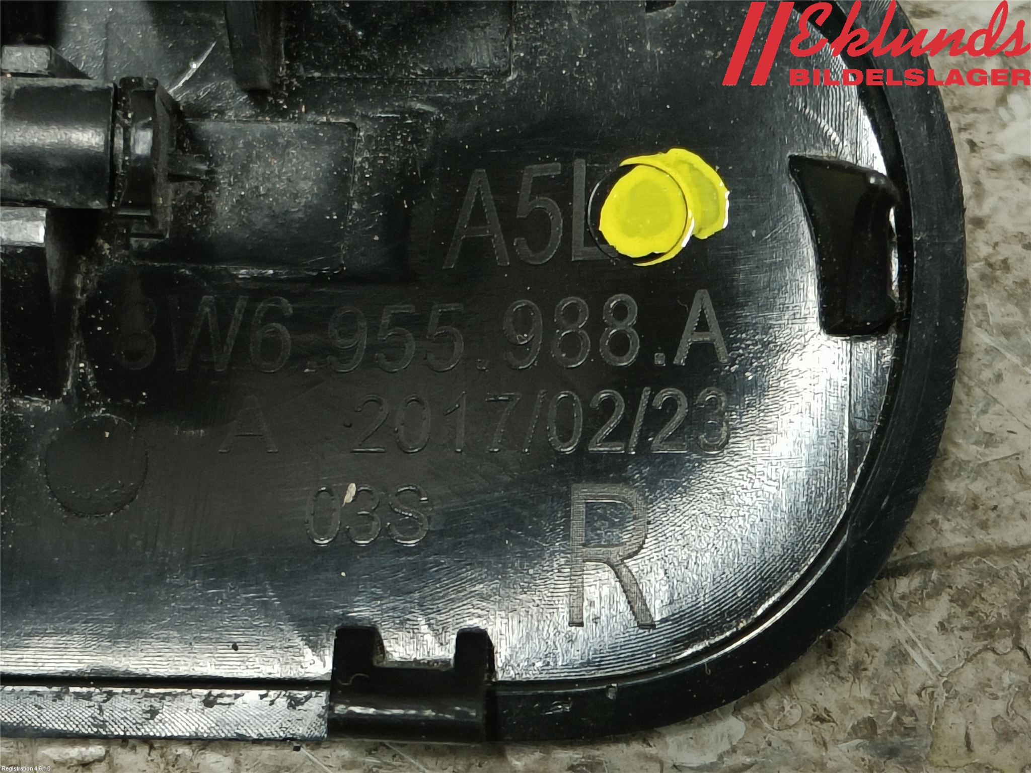 Audi A5 17- Spolarmunstycke Rutor