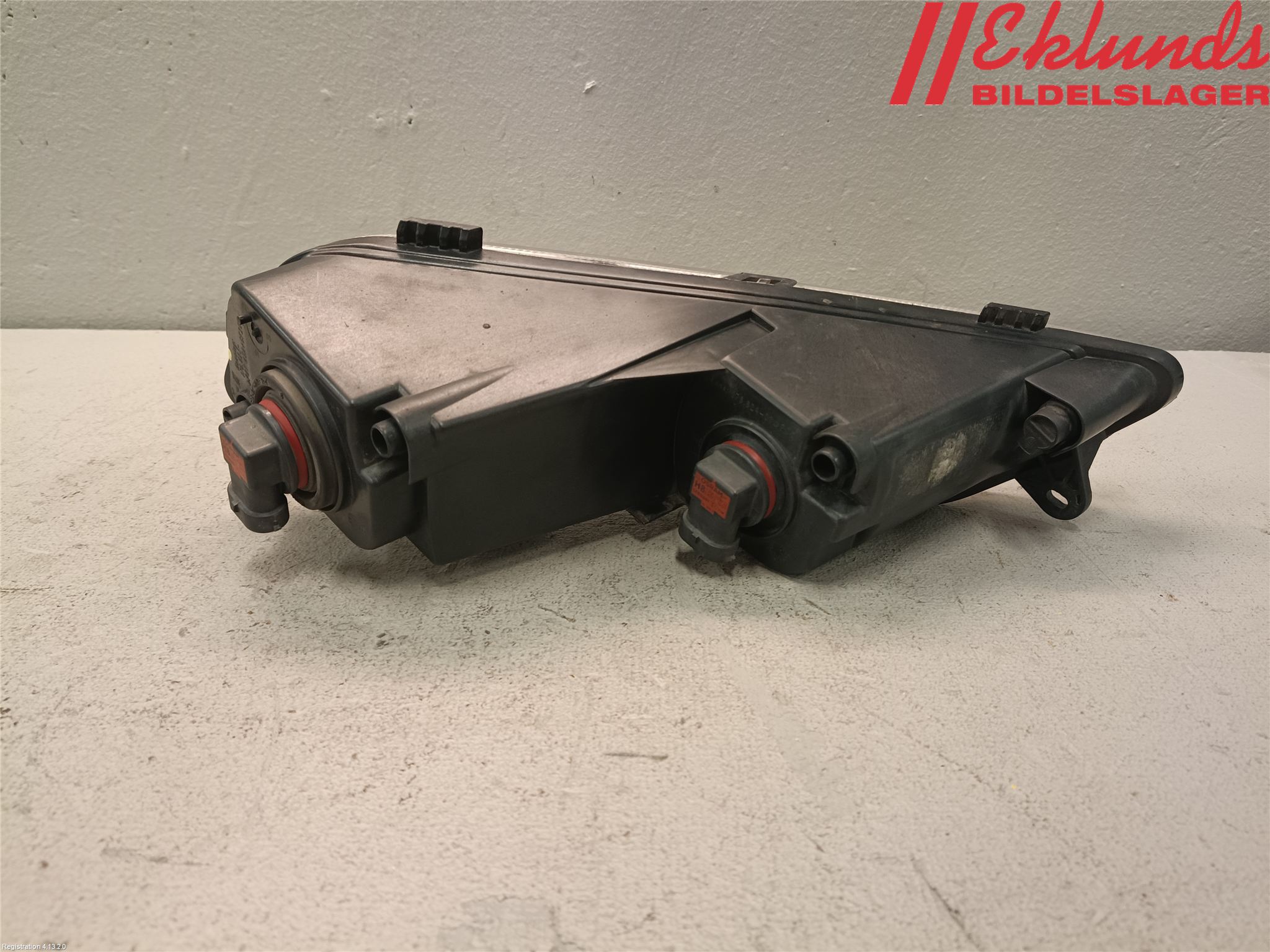 Volkswagen VW PASSAT 11-14 Dimljus-Varselljus Fram
