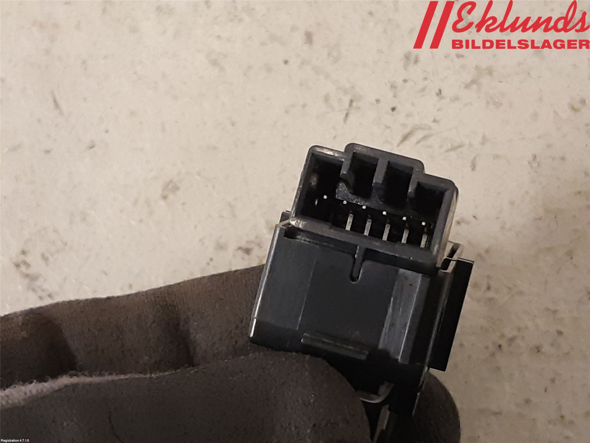 Volvo XC90/RECHARGE 16- Strömställare Centrallås