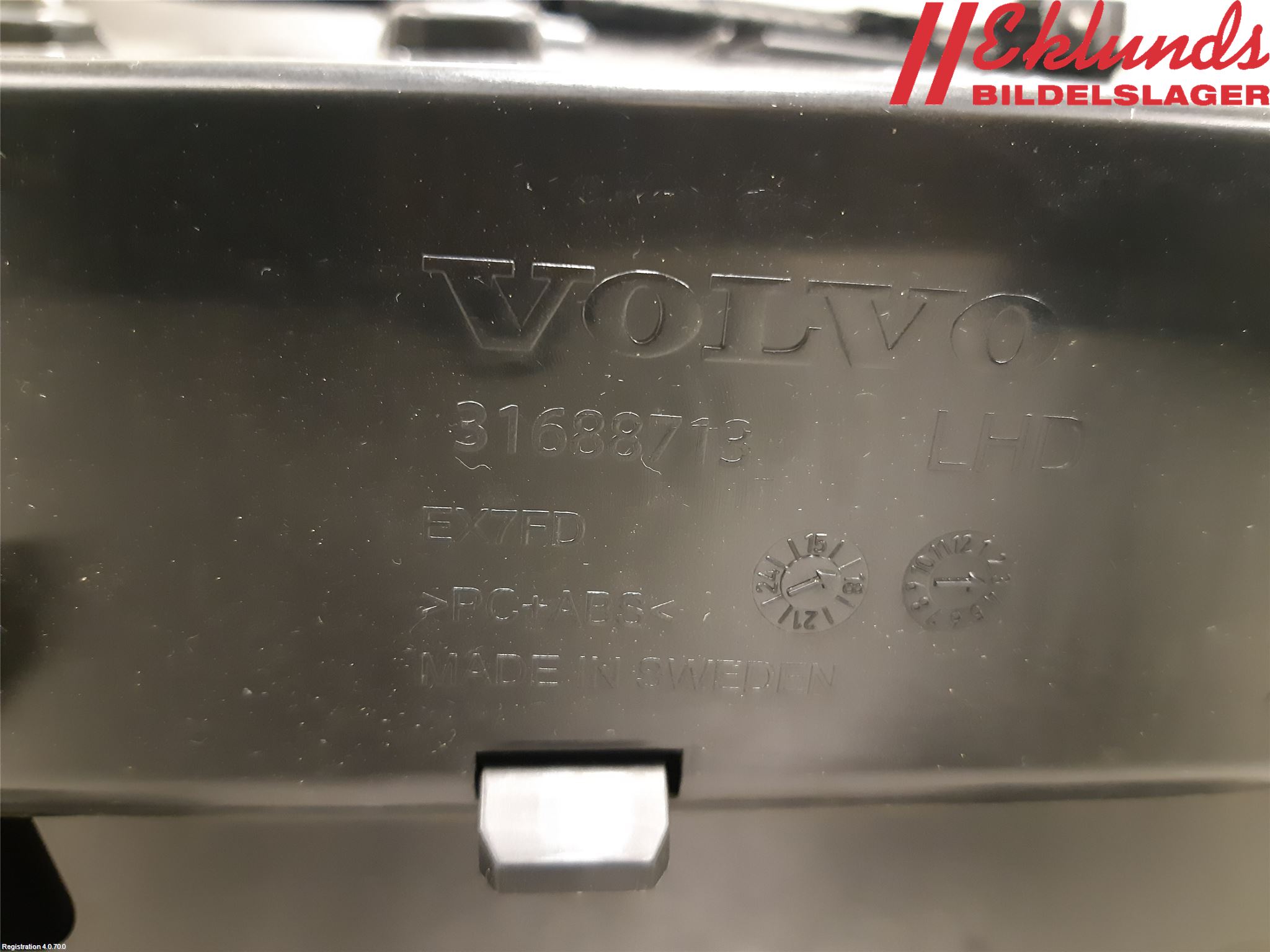 Volvo V90 17->> Handskfack