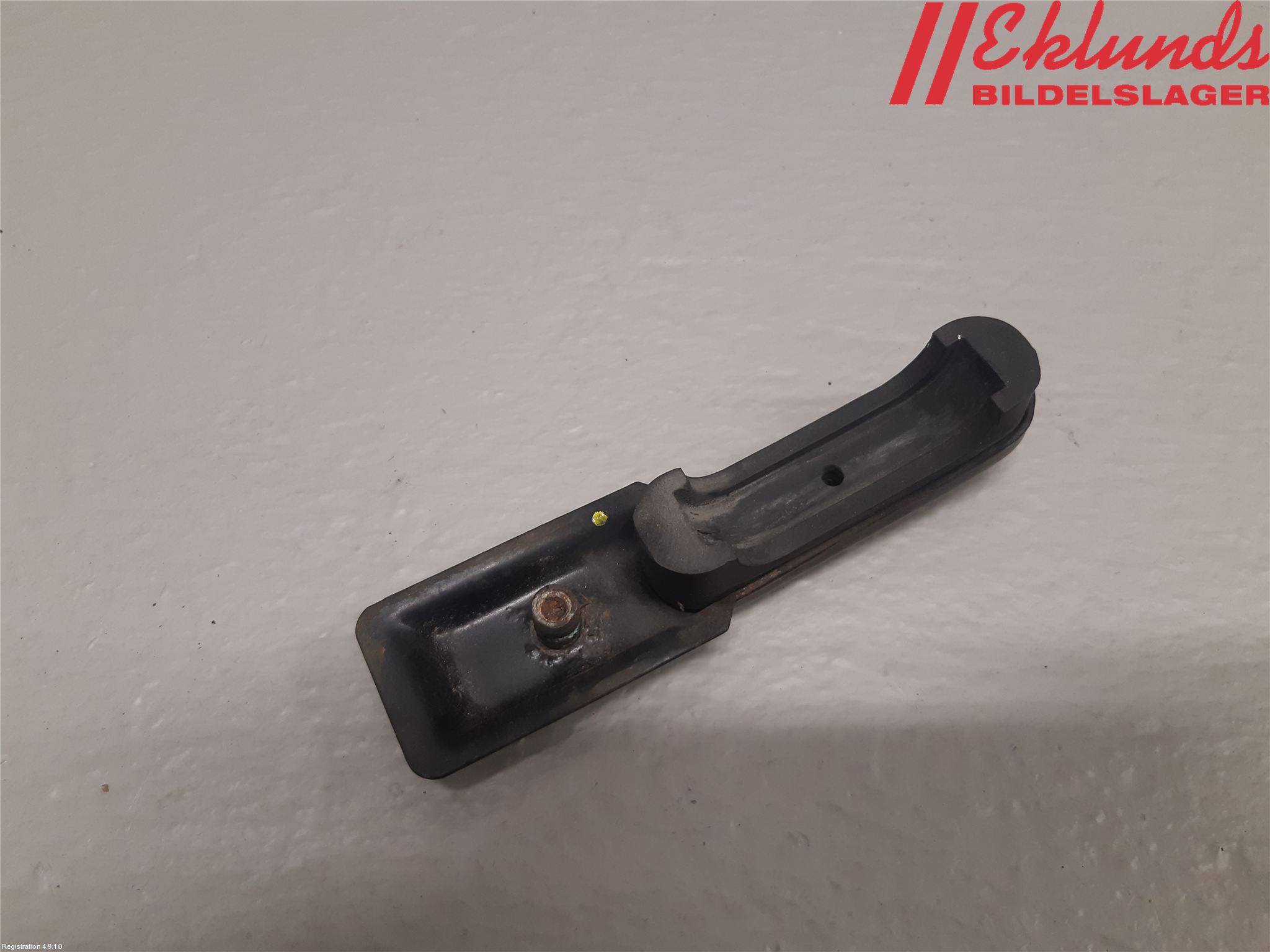 Volvo 940 91-98 Kylarfäste-Ram-Balk