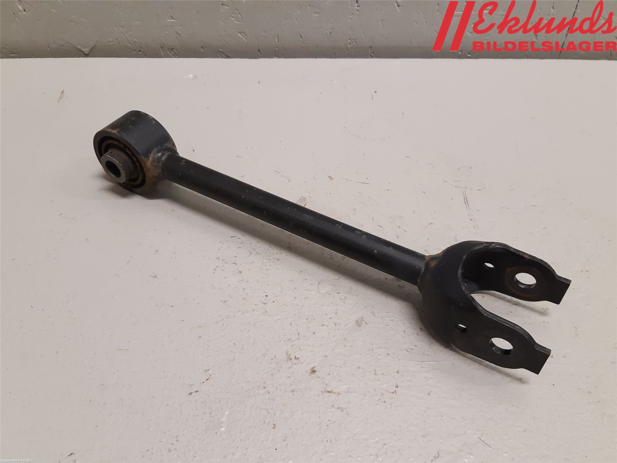 Toyota RAV4 19- Bärarm Bak Höger