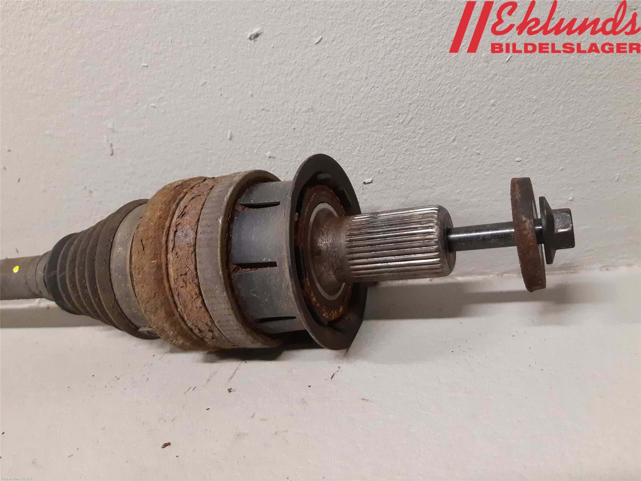 Volvo V40 12-19 Drivaxel Bak Vänster