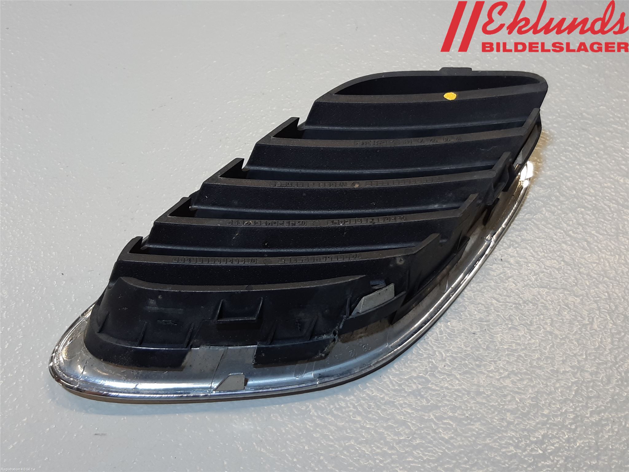 Saab 9-3 VER 2 Grilldel Höger