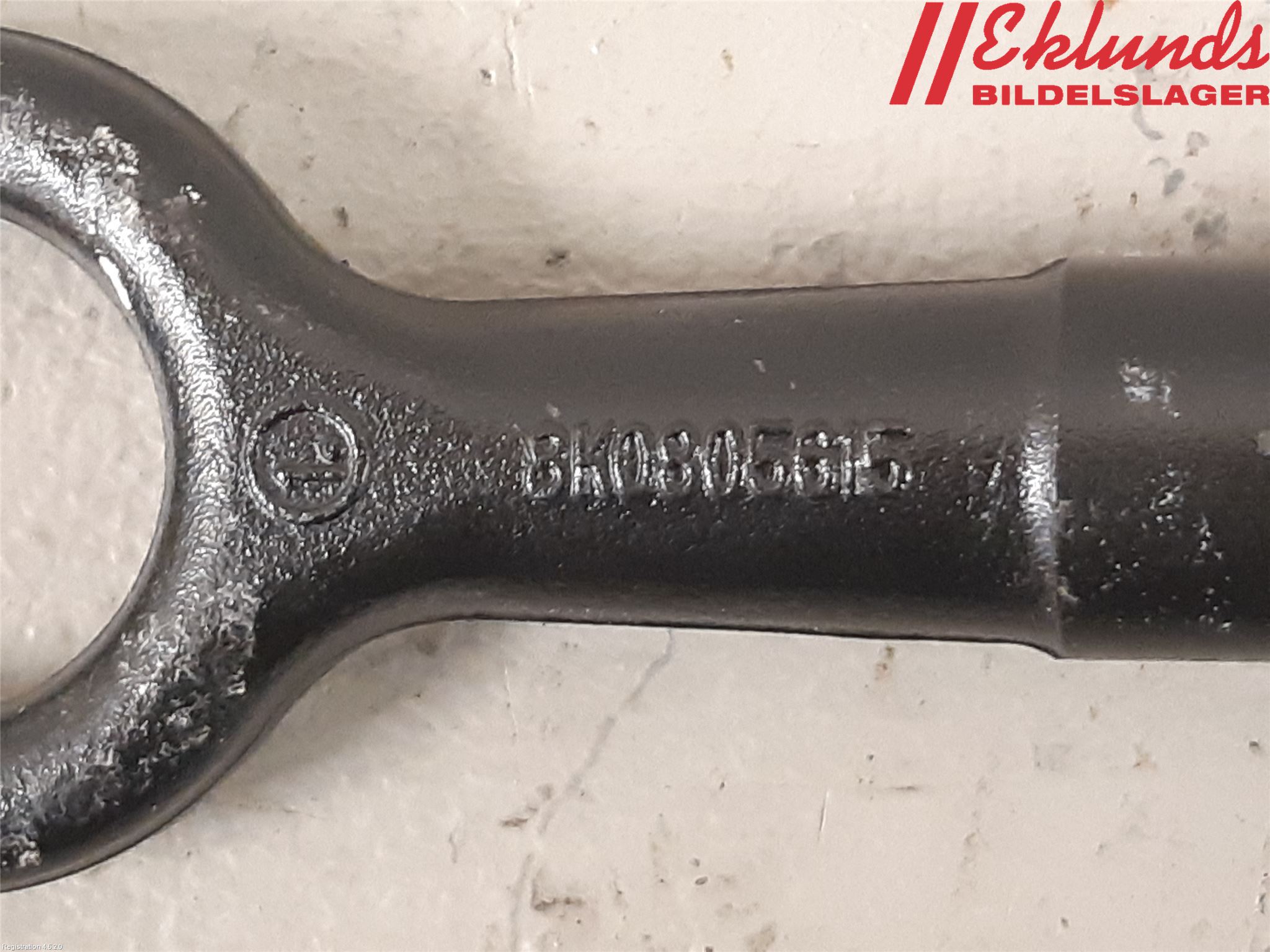 Volkswagen VW GOLF / E-GOLF VII 13-20 Bogserögla