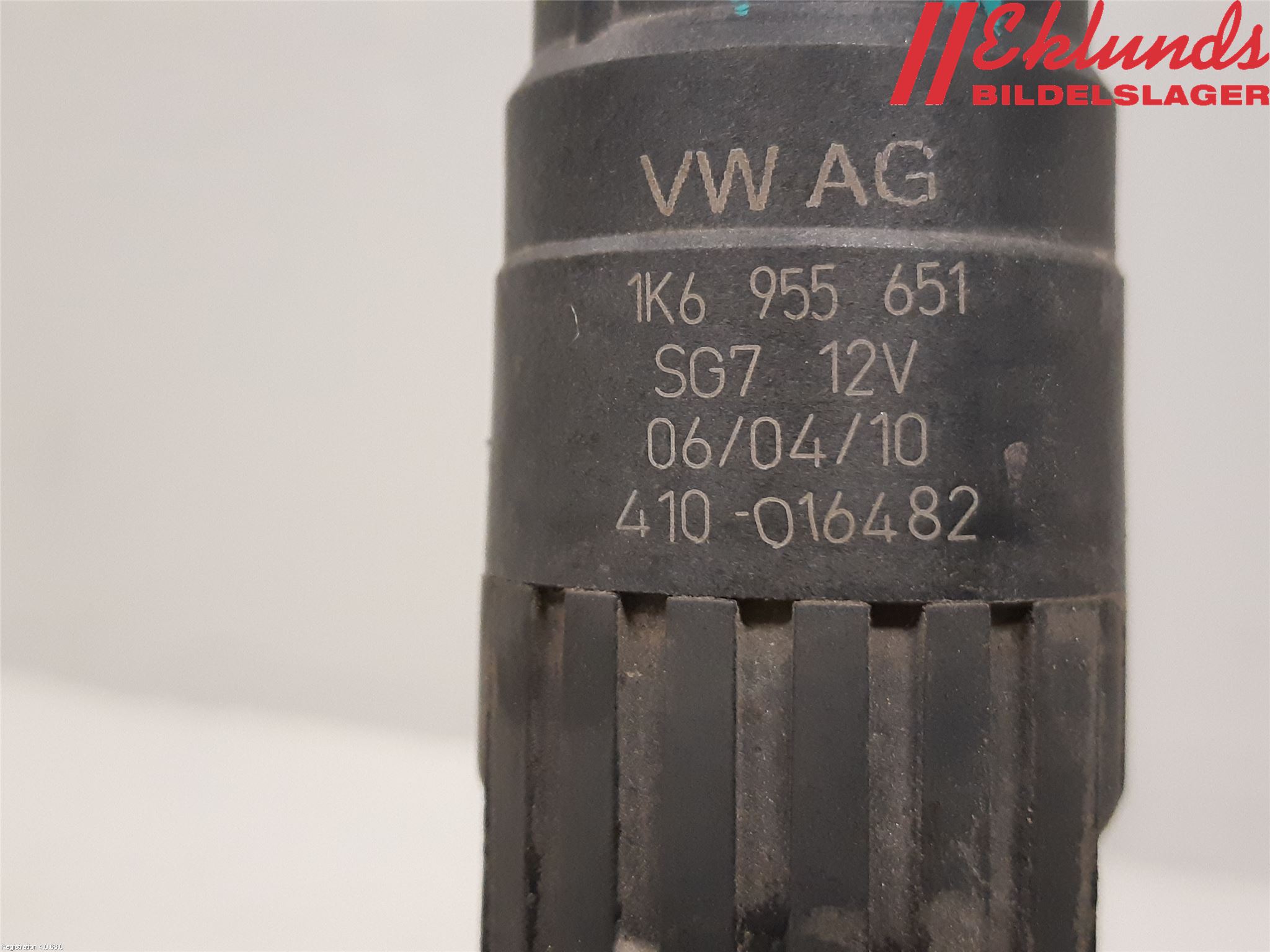 Volkswagen VW GOLF VI 09-13 Spolarpump Vindruta