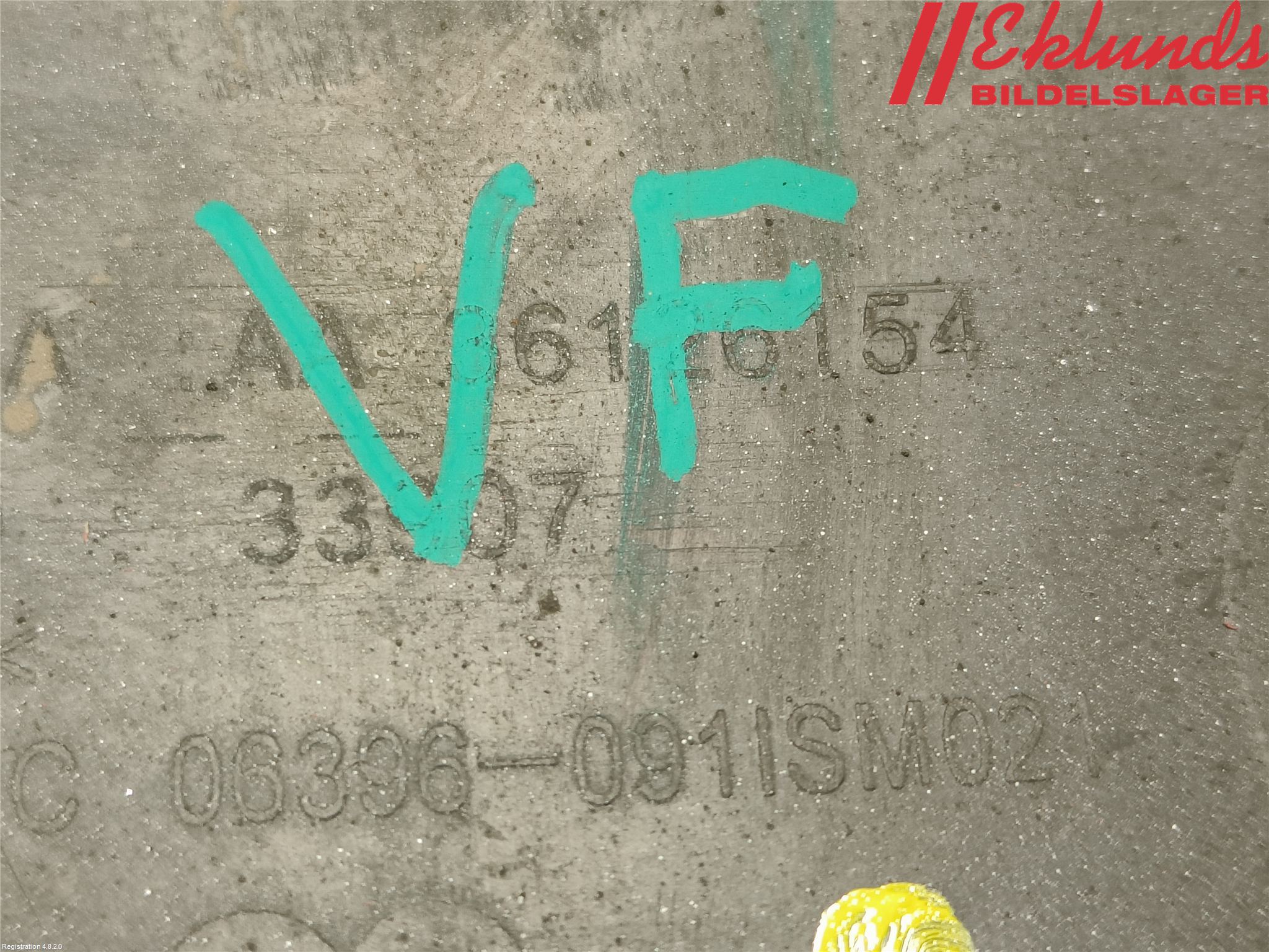 Peugeot 308 14-21 Strålkastarsarg Vänster