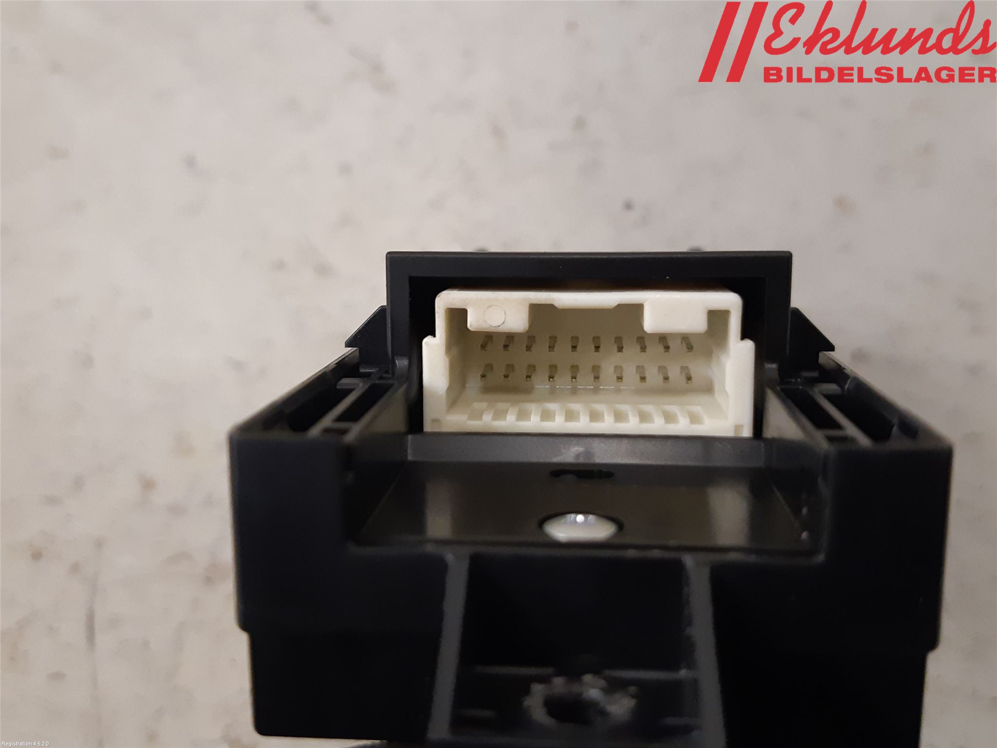 Toyota YARIS XP21 20- Strömställare Elhiss