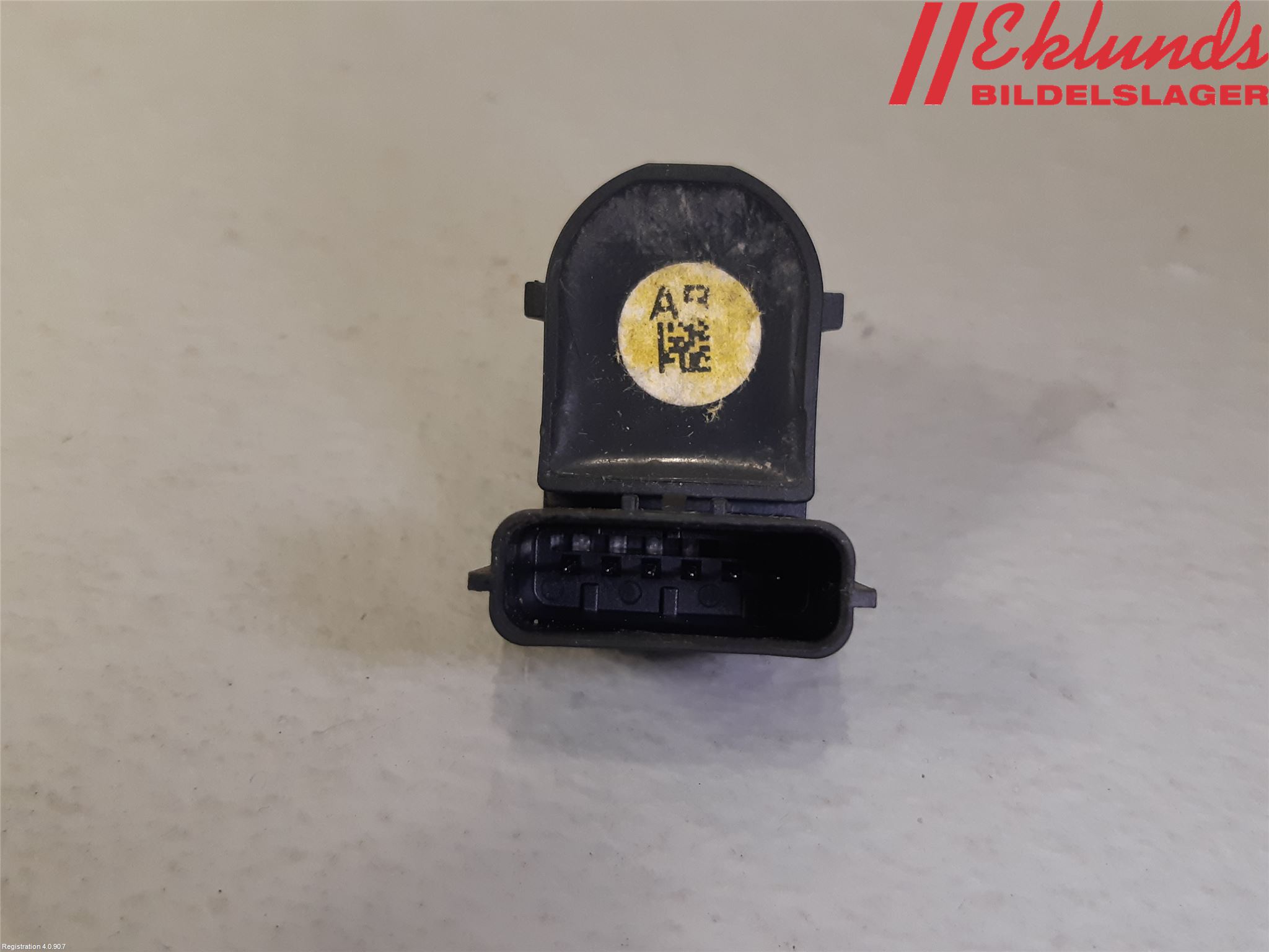 Kia OPTIMA 16-20 Parkeringshjälp Frontsensor