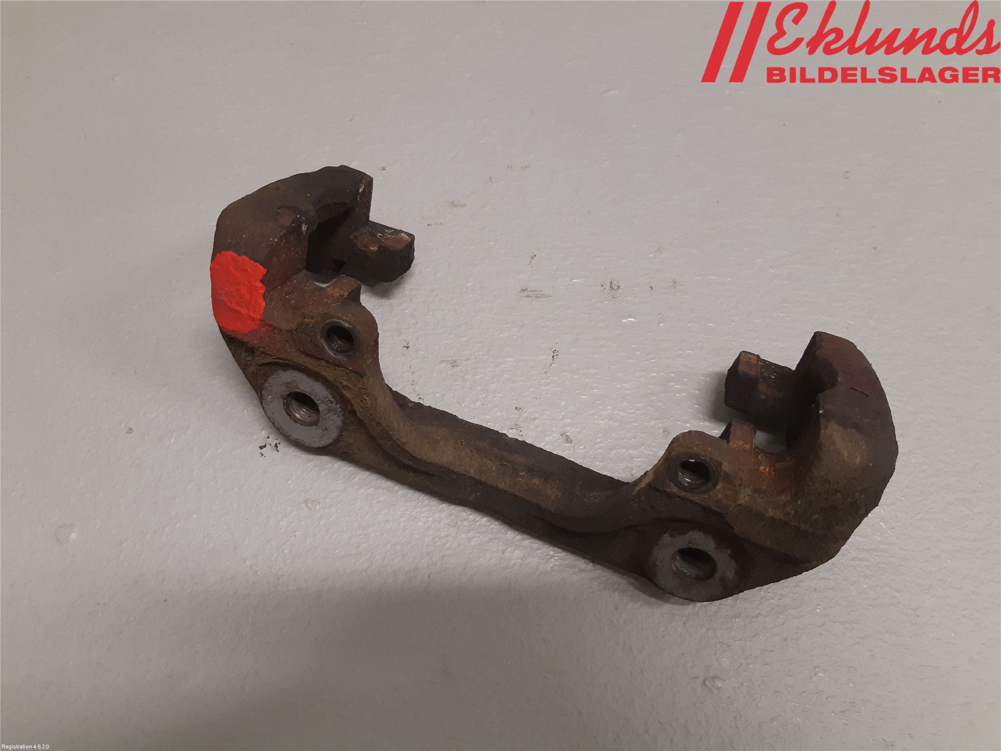 Toyota PROACE II 16- Bromsokshållare