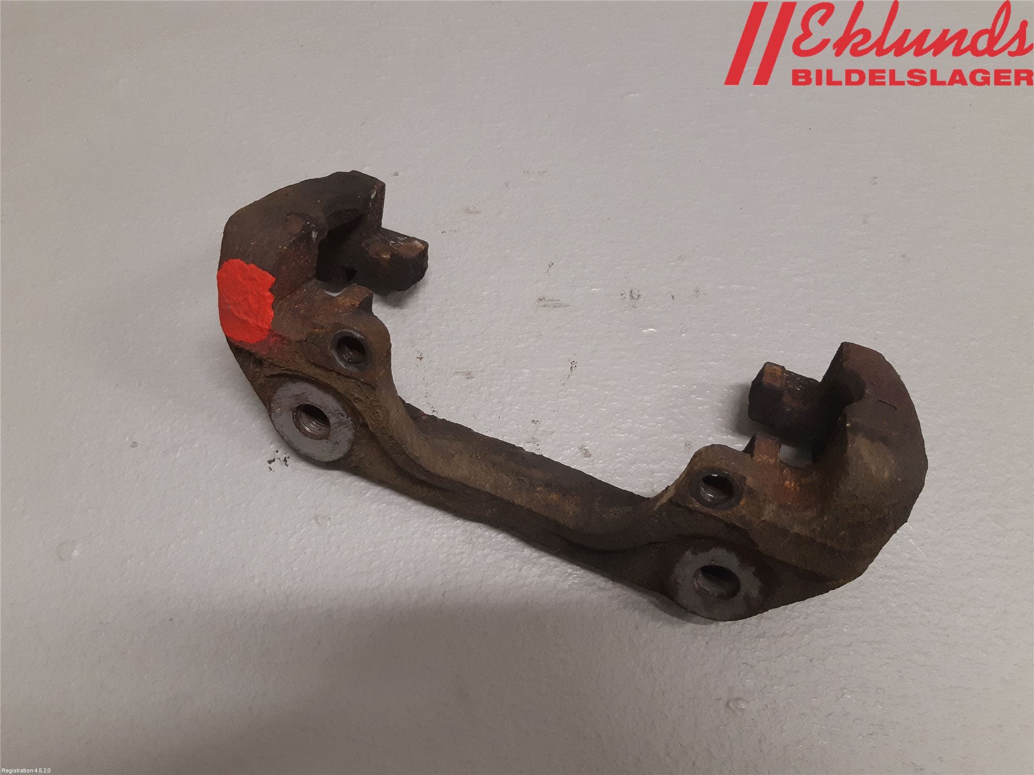 Toyota PROACE II 16- Bromsokshållare