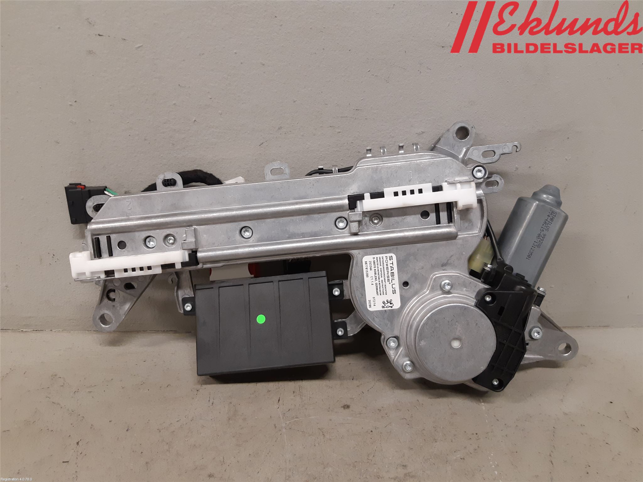 Peugeot 508 11-18 Bakluckeöppnare Automatisk