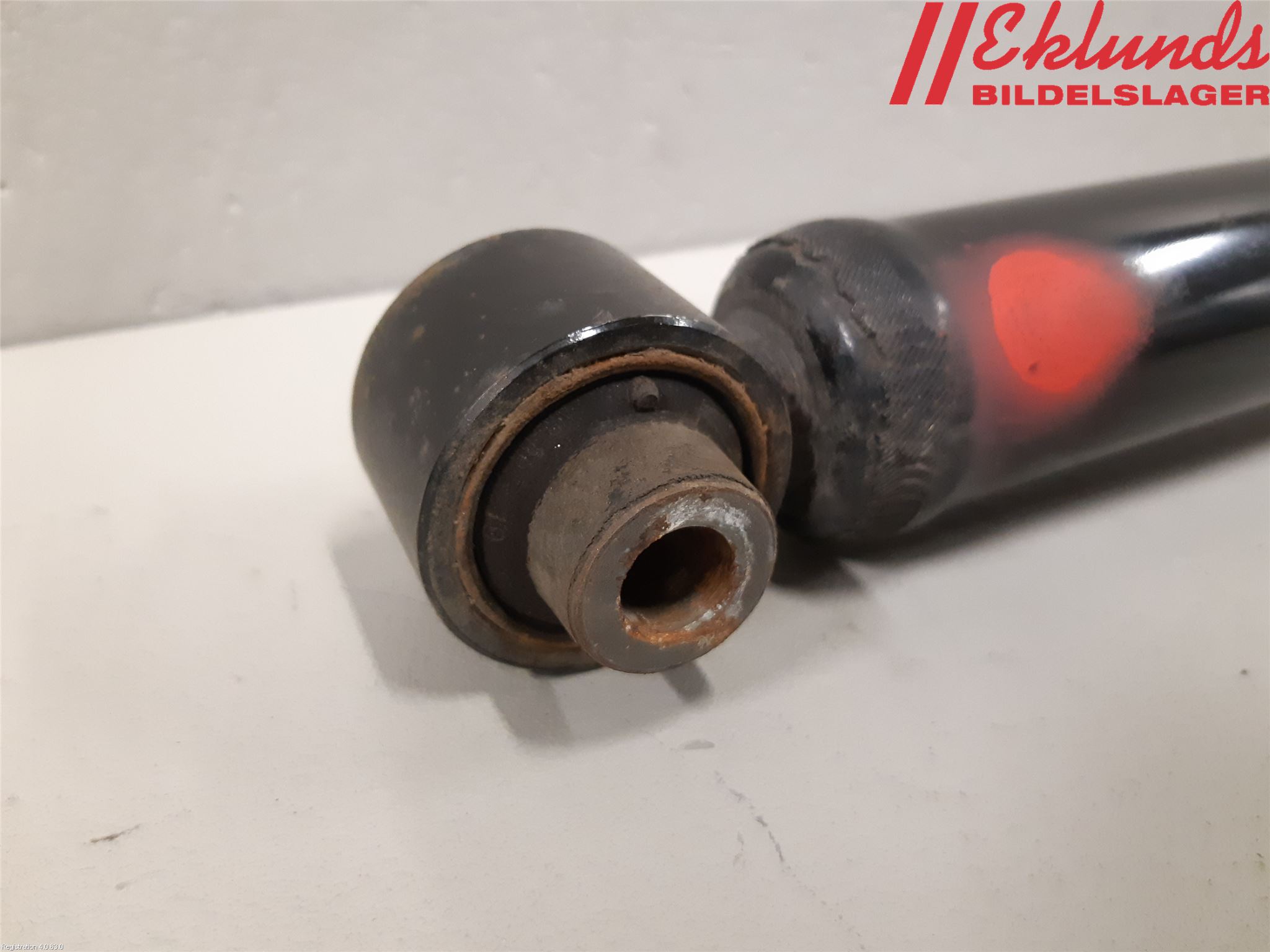 Tesla MODEL Y 21- Stötdämpare Bak