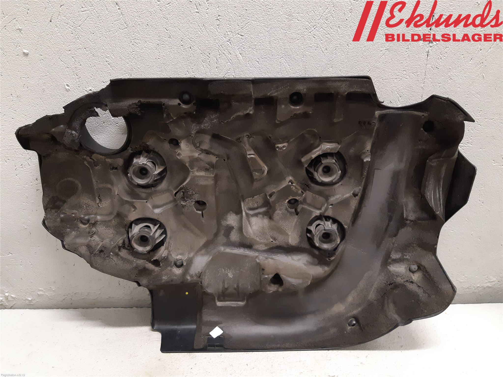 Volvo V70 08-13 Motorkåpa