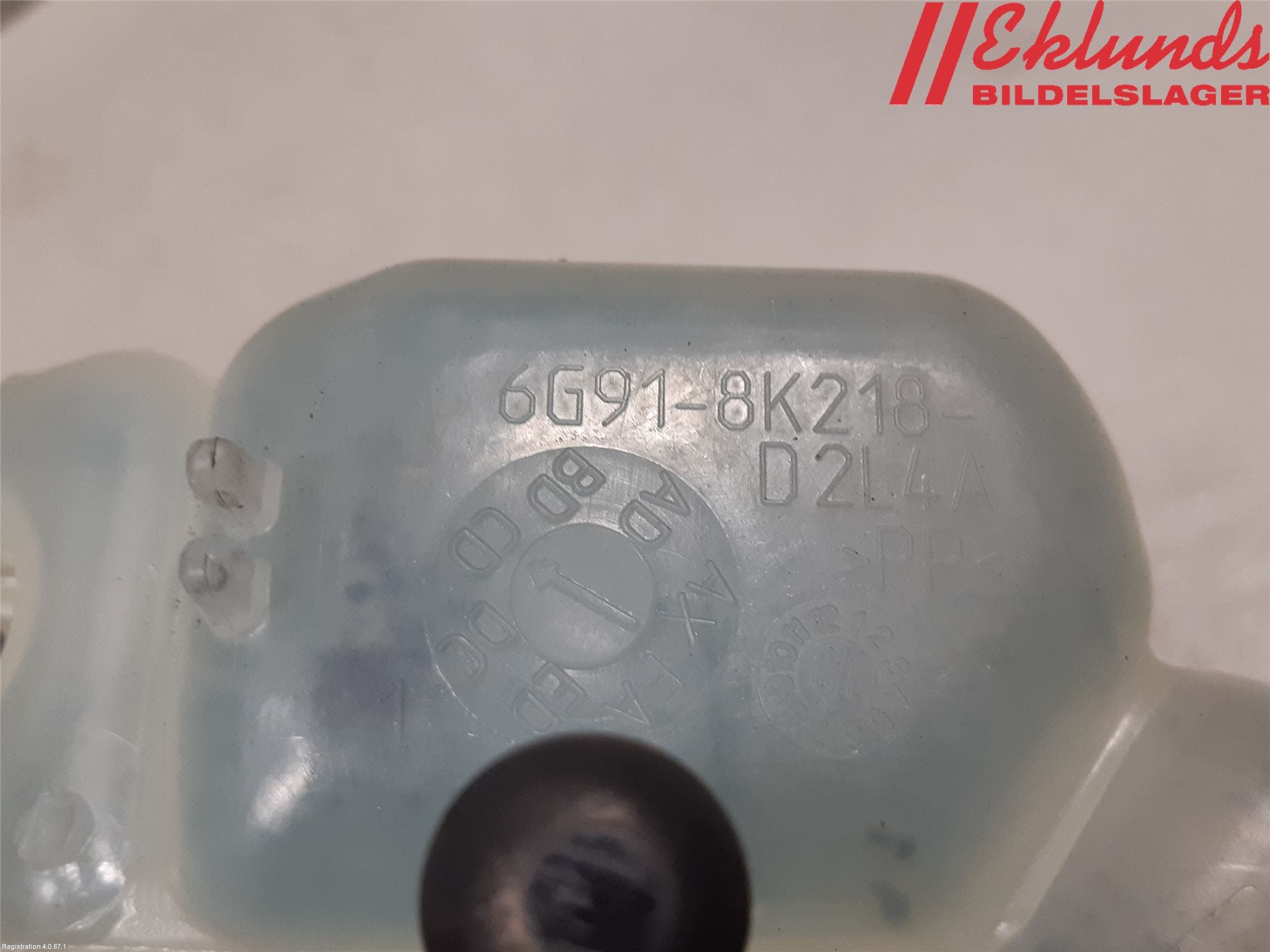 Volvo V70 08-13 Expansionstank