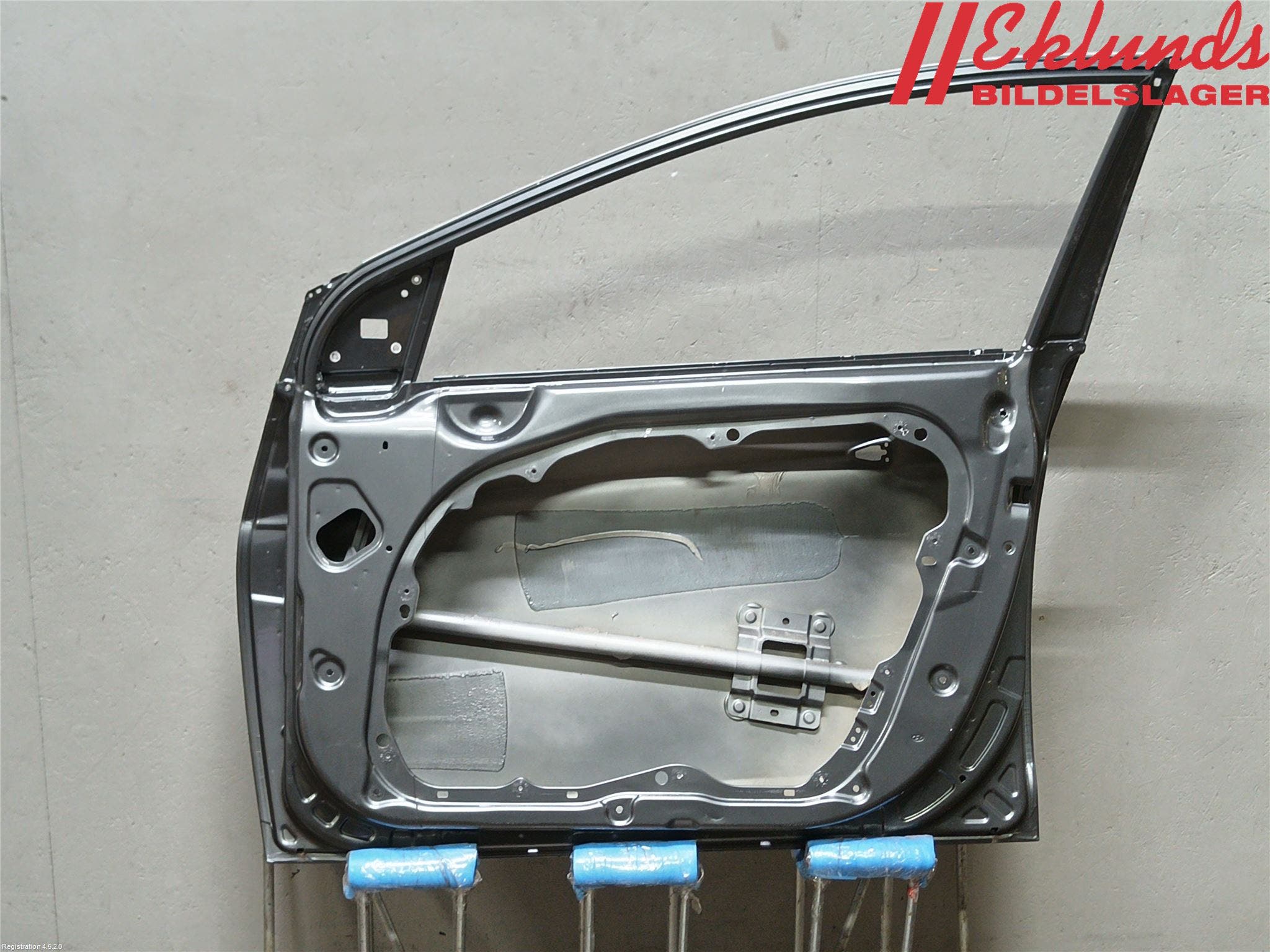 Hyundai i40 08-15 Dörr Fram Höger