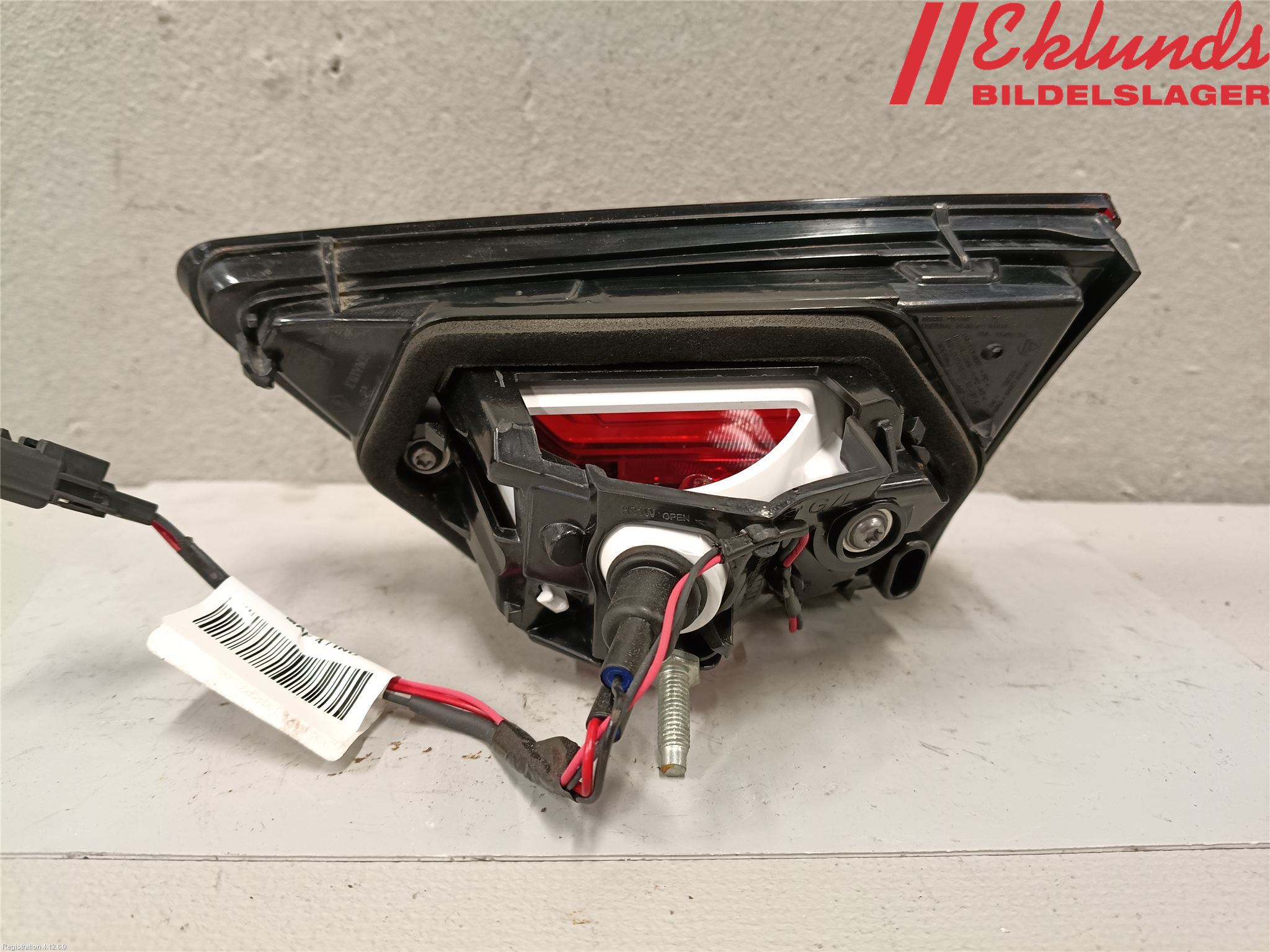 Renault CLIO IV 16-19 Bakljus Lucka Vä