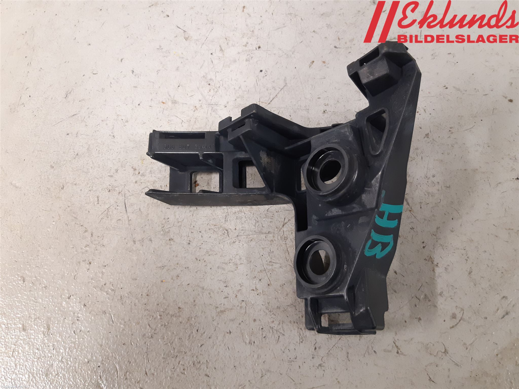 Volkswagen VW GOLF / E-GOLF VII 13-20 Stötfångarfäste Bak Hö