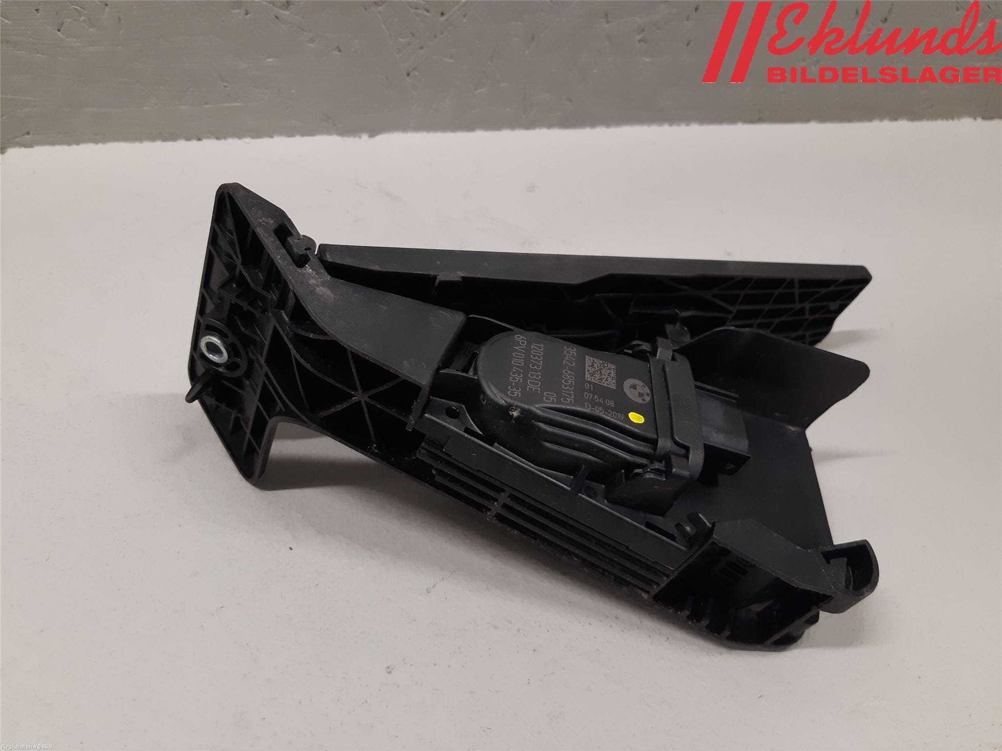 BMW 2 F22/F23/F87 Coupé/Cab 13-21 Gaspedal