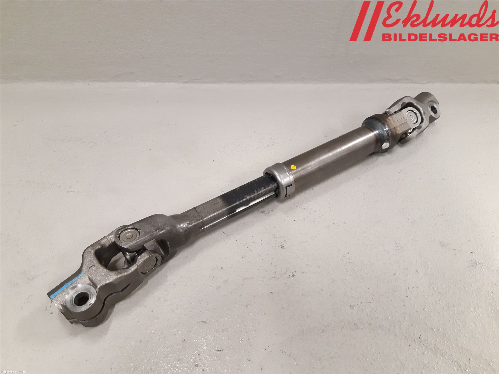 Toyota COROLLA 19- Rattaxelknut