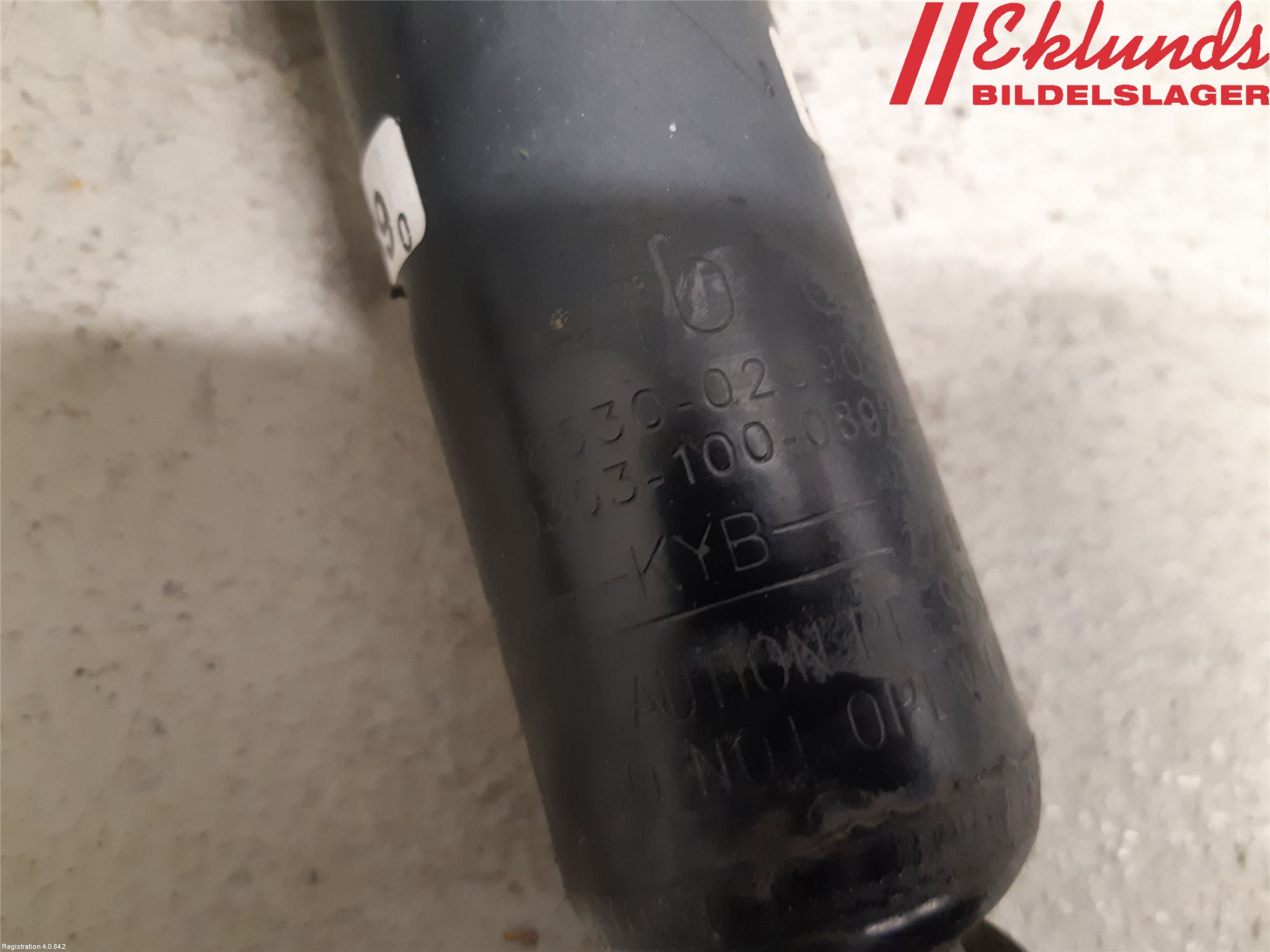 Toyota COROLLA 19- Stötdämpare Bak