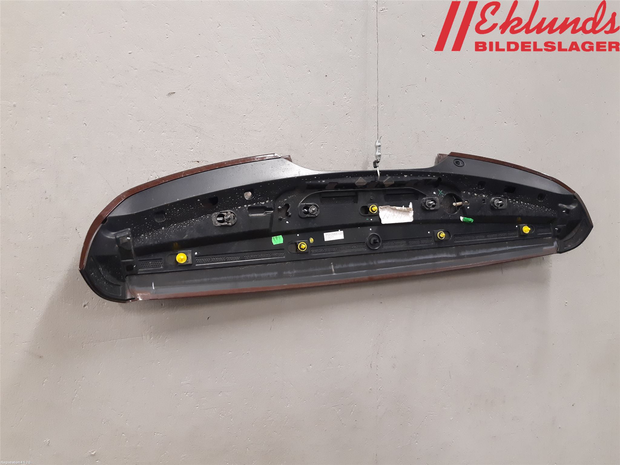 Volvo V60 CROSS COUNTRY 16-18 Spoiler Baklucka