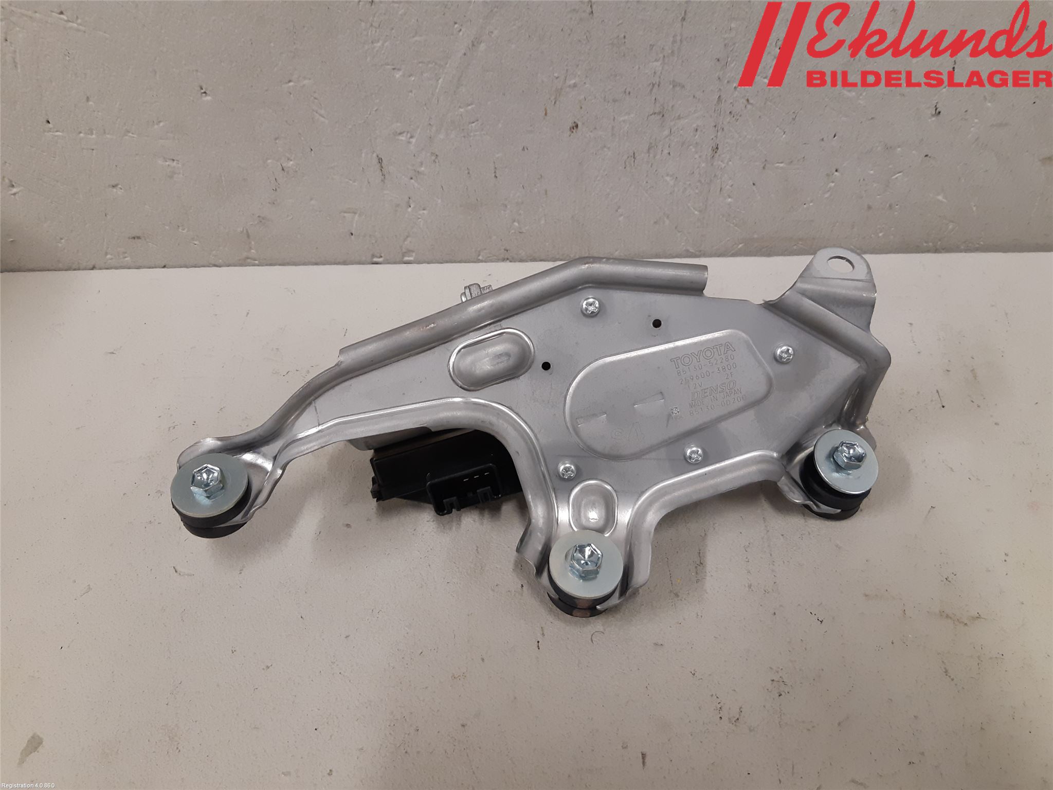 Toyota YARIS CROSS XP21 21- Torkarmotor Baklucka
