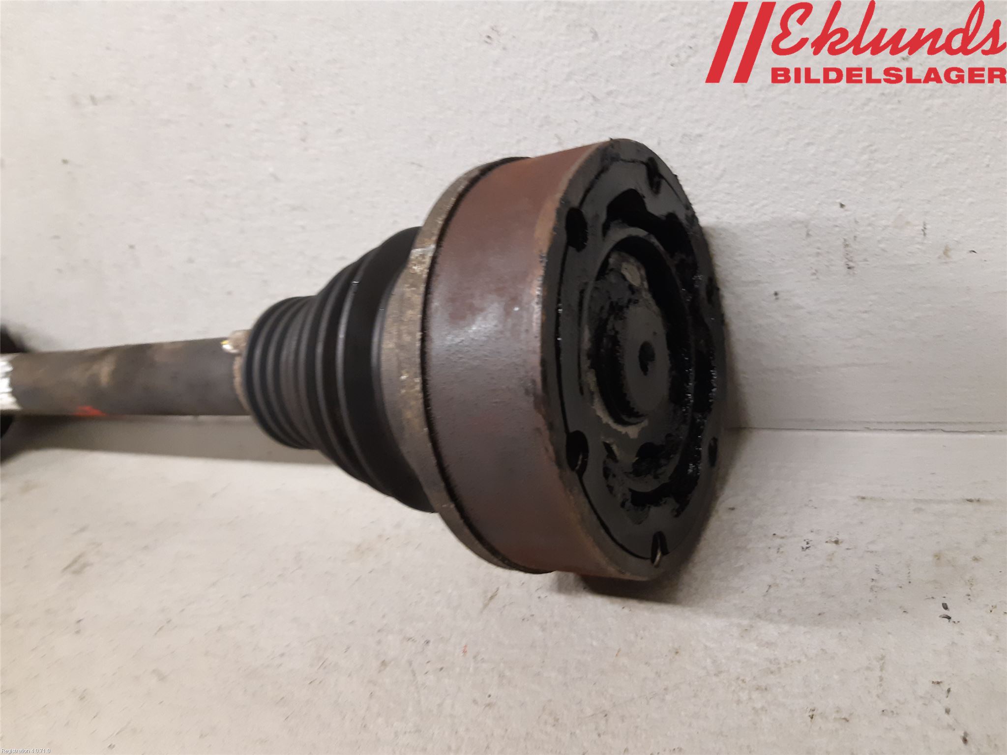 Volkswagen VW GOLF V 04-09 Drivaxel Fram Vänster